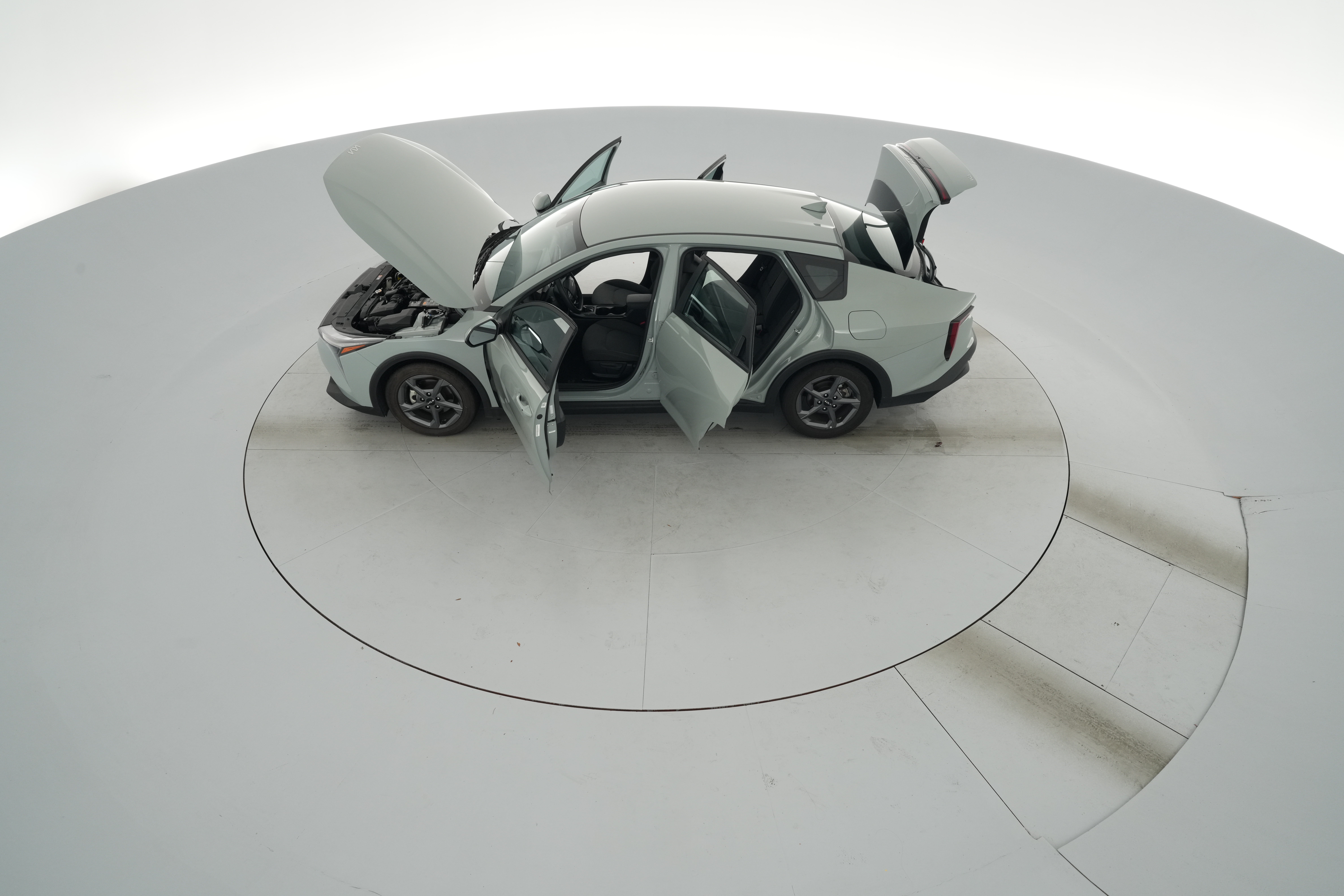 2025 Kia K4 LXS - Photo 42