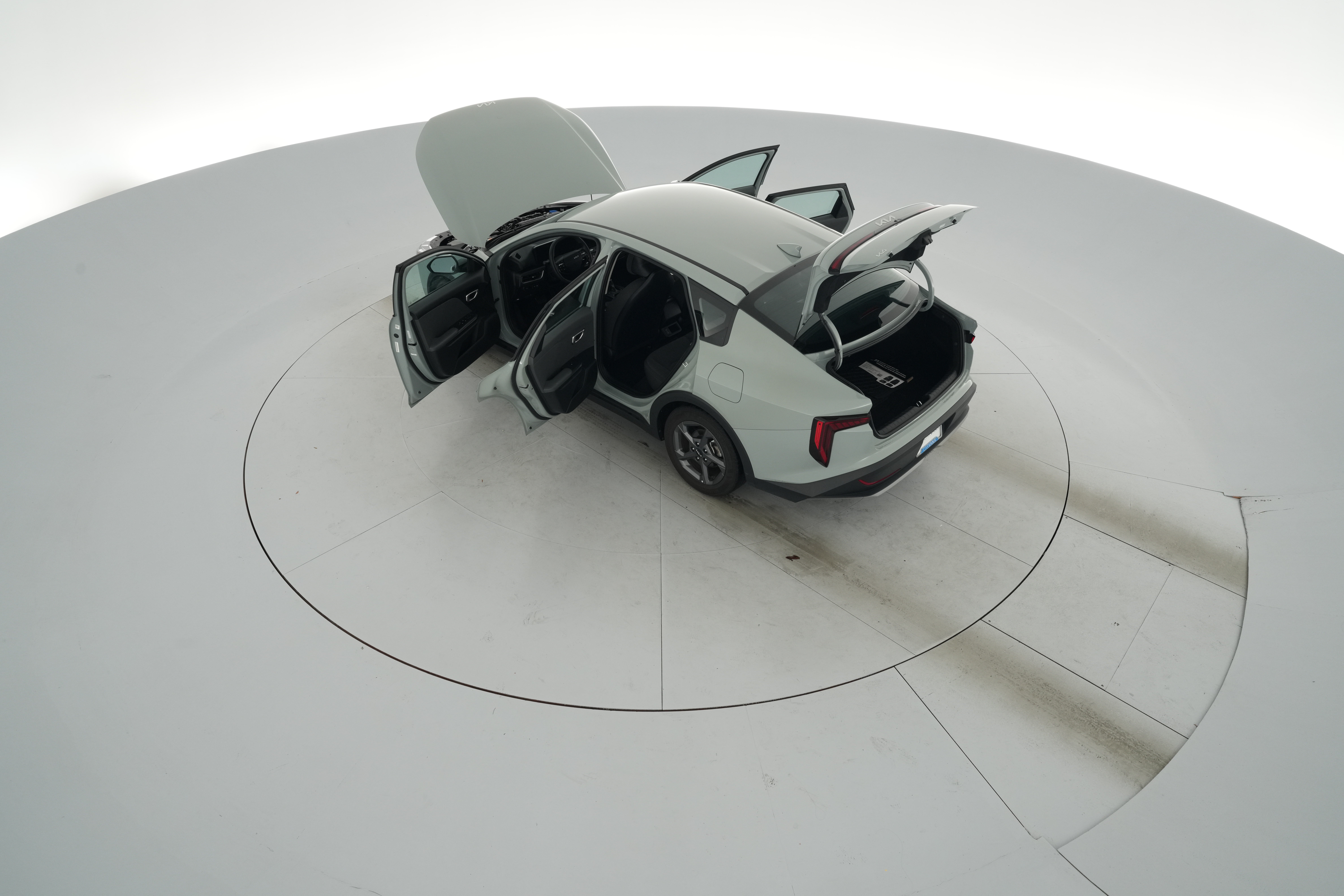 2025 Kia K4 LXS - Photo 44