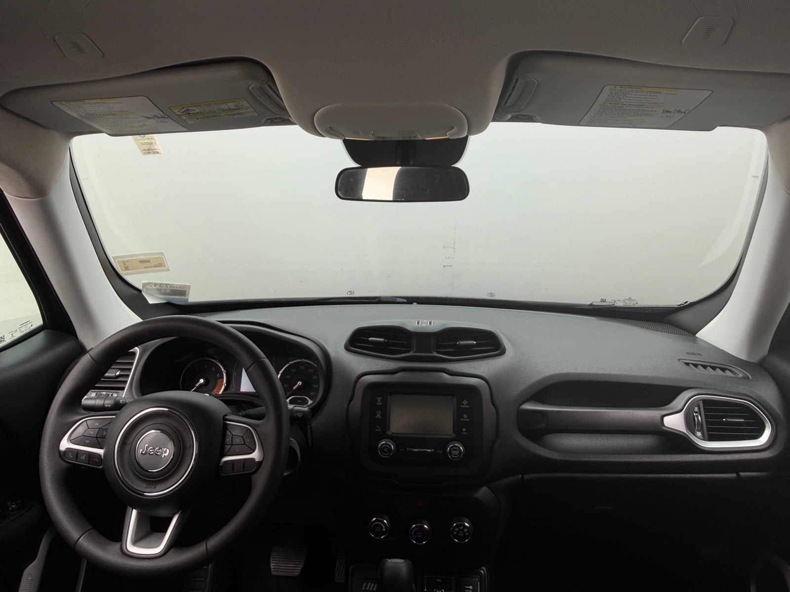 Thumbnail: 2019 Jeep Renegade - 3