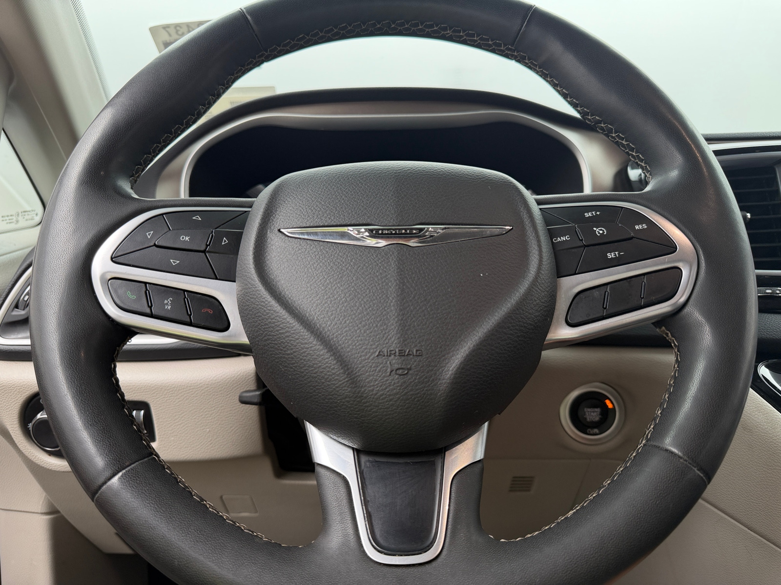 Thumbnail: 2024 Chrysler Voyager - 5