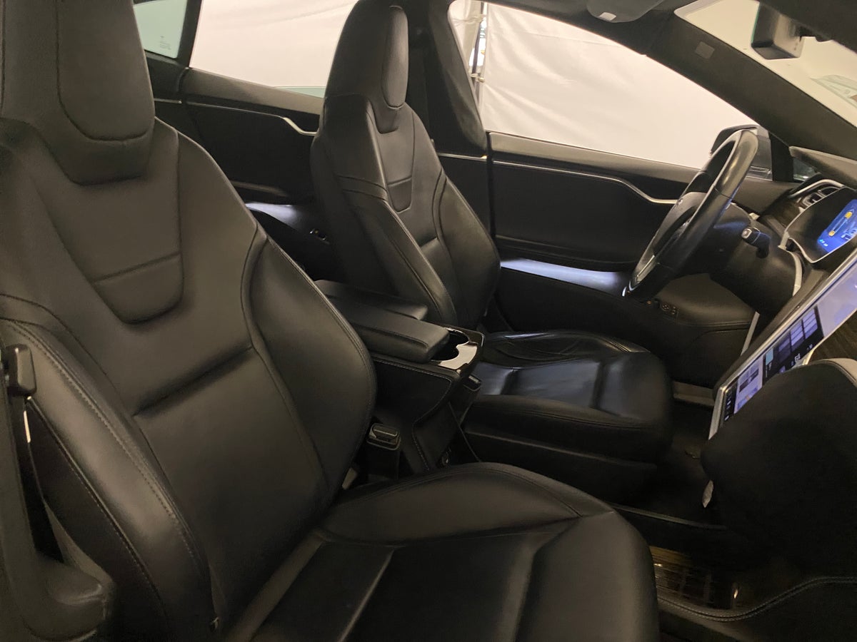 2015 Tesla Model S P85D in Gray — photo 2