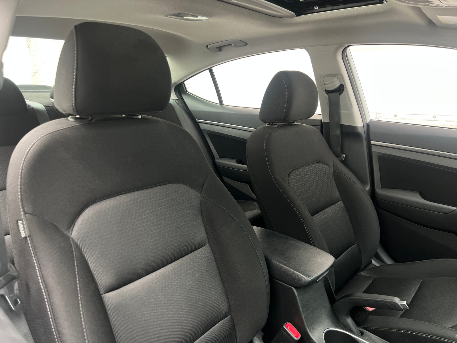 Thumbnail: 2017 Hyundai Elantra - 2