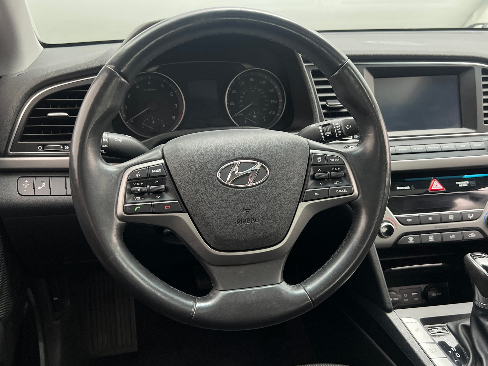 Thumbnail: 2017 Hyundai Elantra - 5