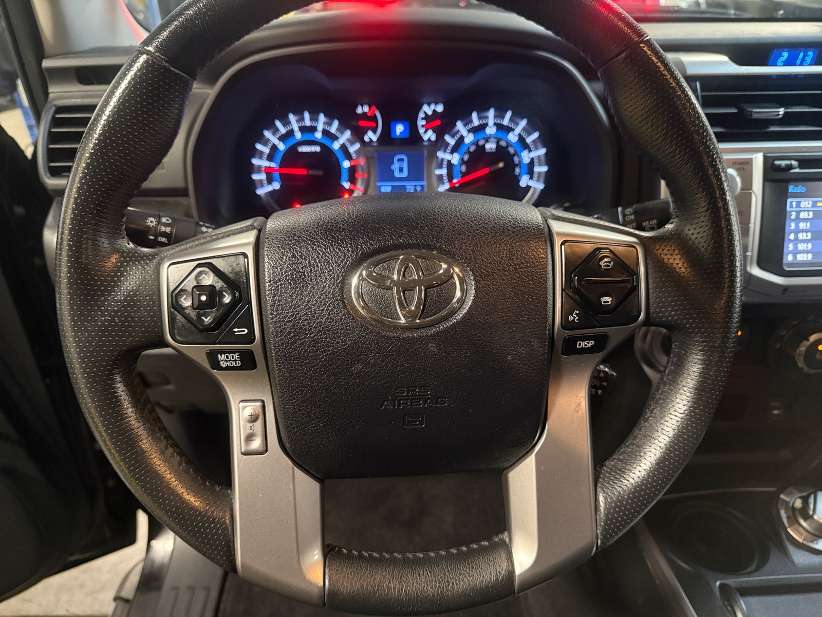 Thumbnail: 2015 Toyota 4Runner - 5