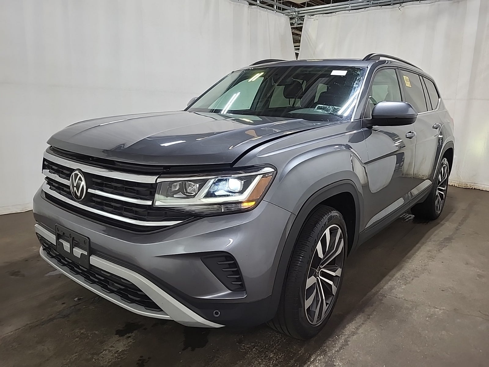 2022 Volkswagen Atlas 3.6l V6 SE W/Technology