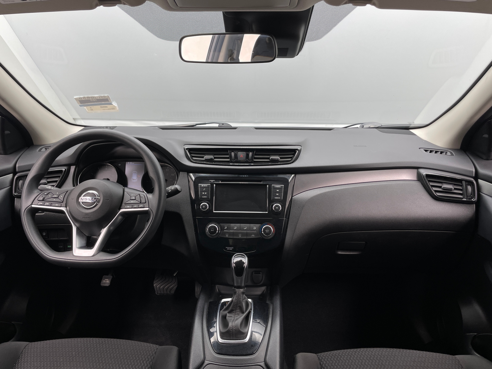 Thumbnail: 2022 Nissan Rogue Sport - 3