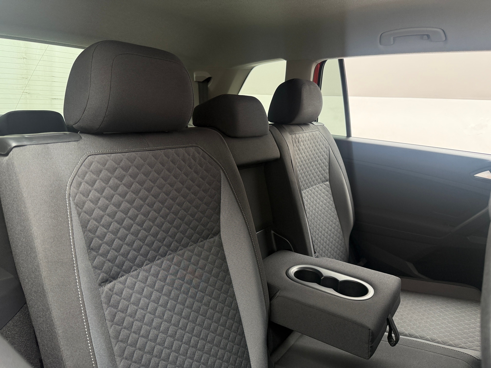 Thumbnail: 2019 Volkswagen Tiguan - 6