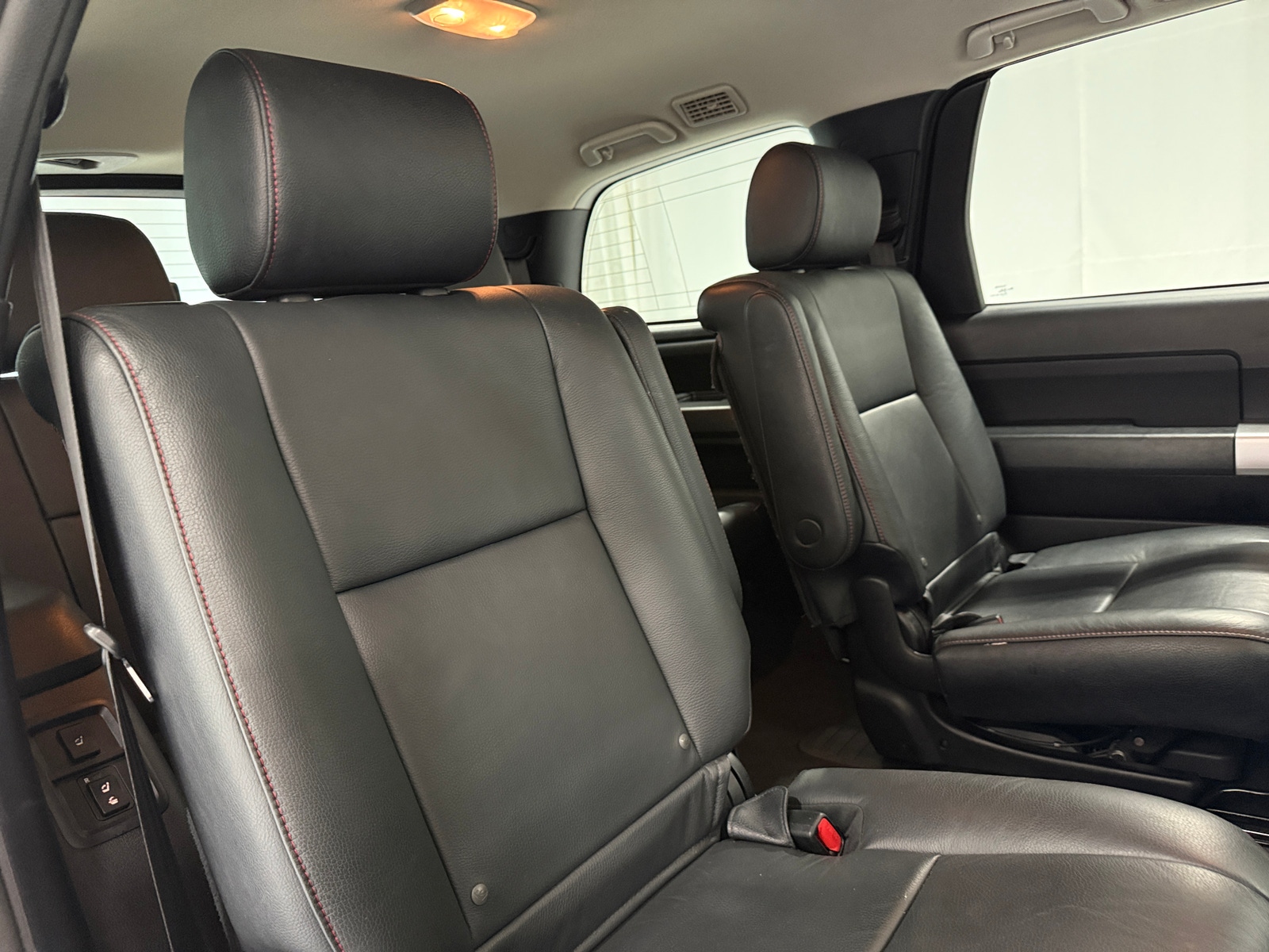 Thumbnail: 2022 Toyota Sequoia - 5