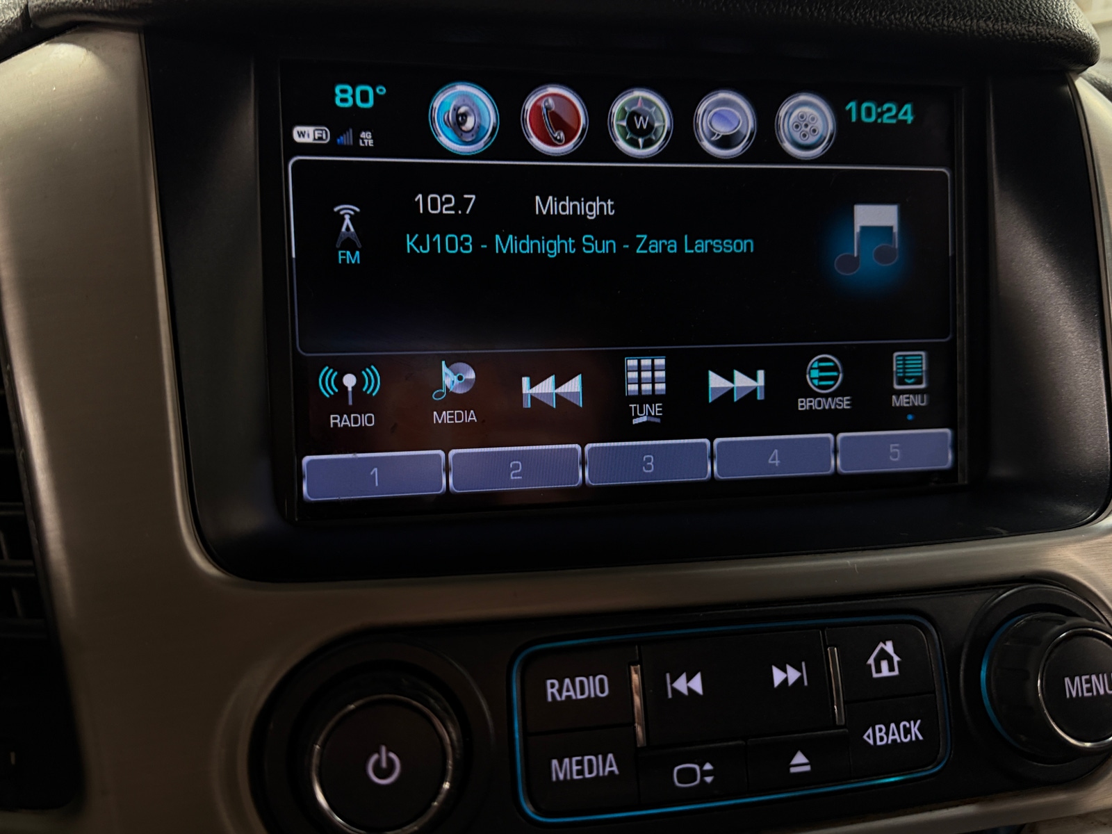 Thumbnail: 2017 GMC Yukon - 3