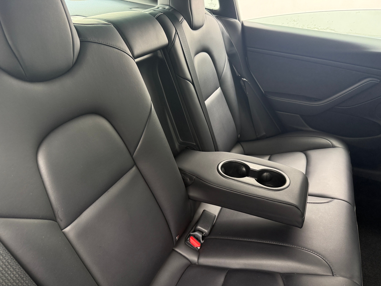 Thumbnail: 2022 Tesla Model 3 - 5