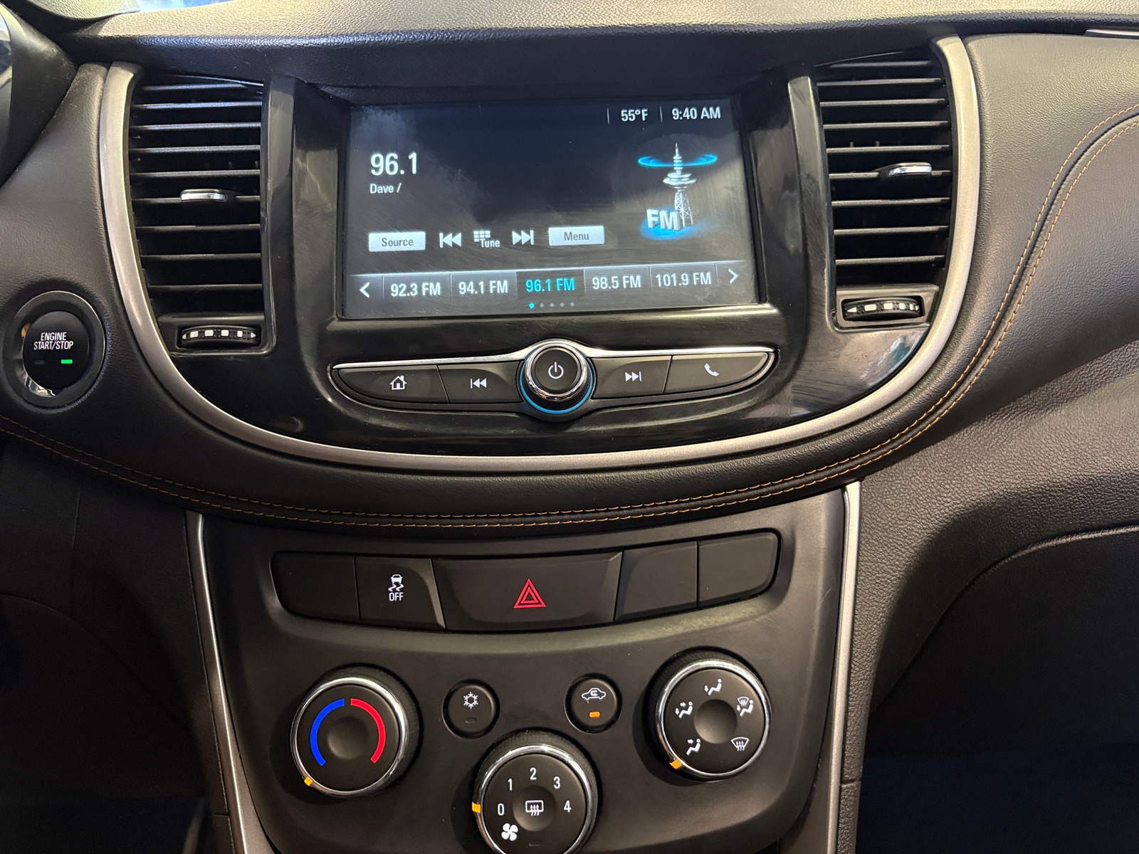 Thumbnail: 2017 Chevrolet Trax - 3