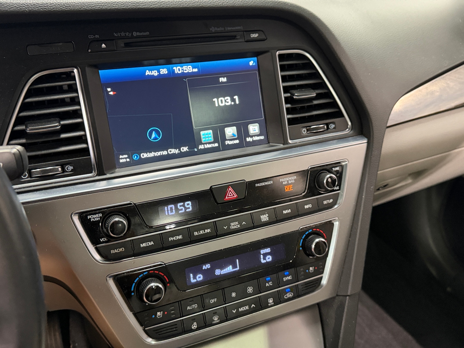Thumbnail: 2016 Hyundai Sonata - 3