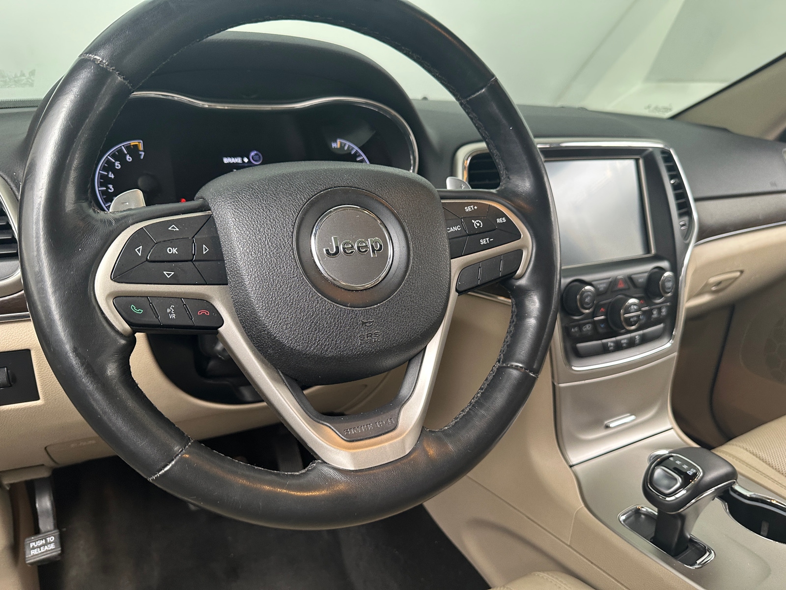 Thumbnail: 2015 Jeep Grand Cherokee - 4