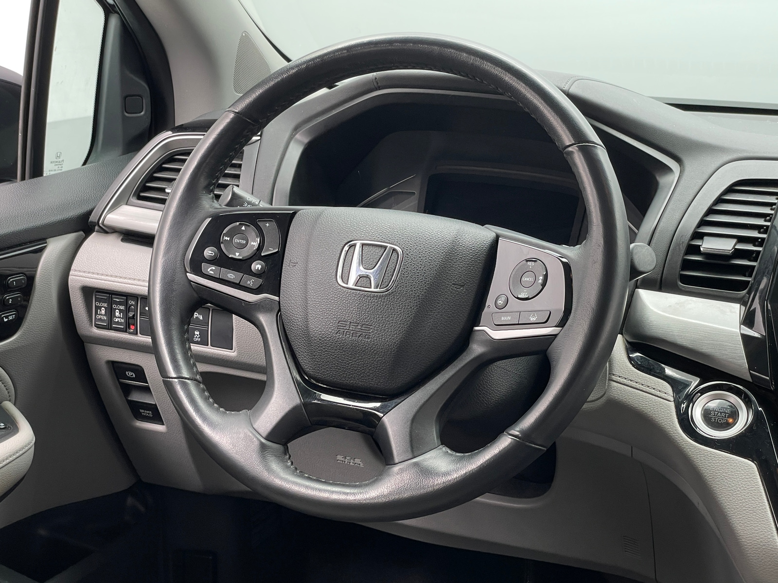 Thumbnail: 2019 Honda Odyssey - 4