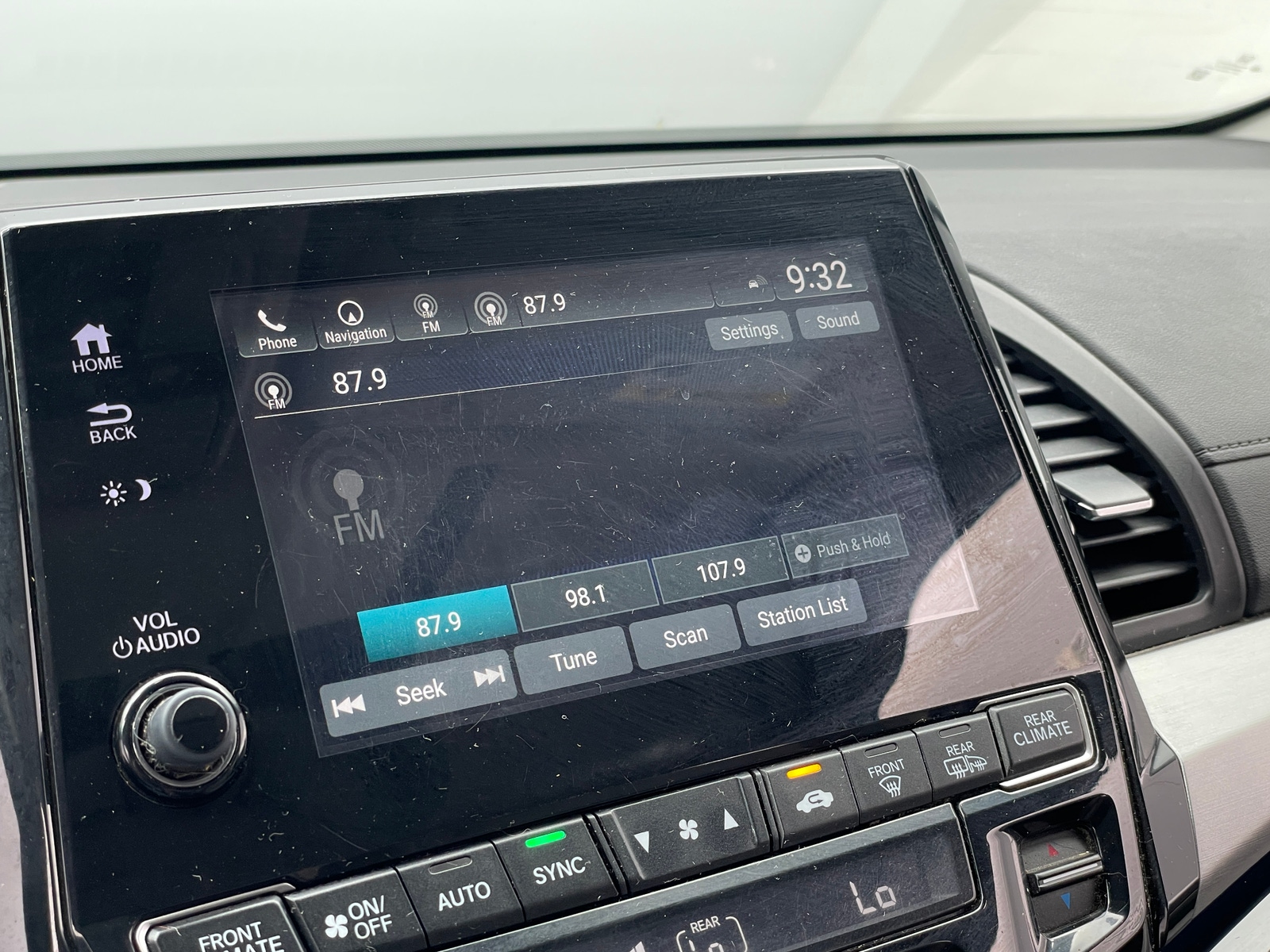 Thumbnail: 2019 Honda Odyssey - 3