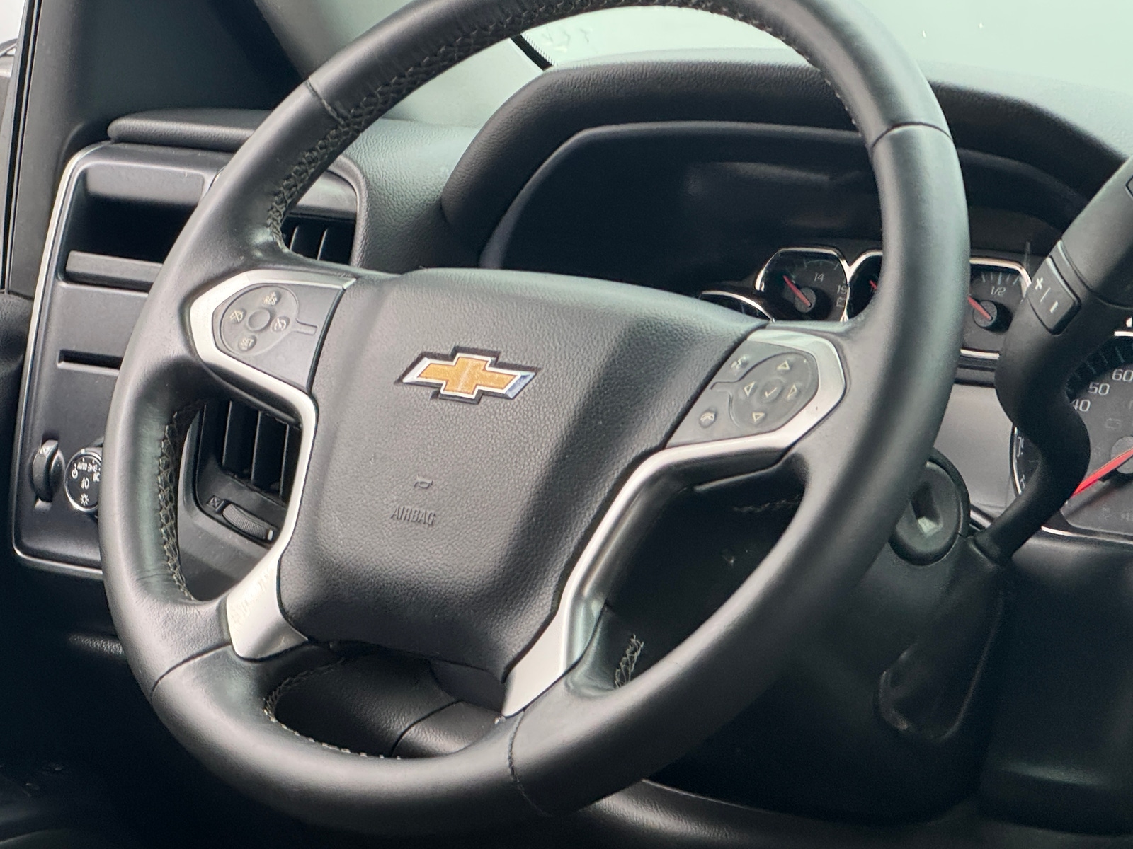 Thumbnail: 2015 Chevrolet Silverado 1500 - 5