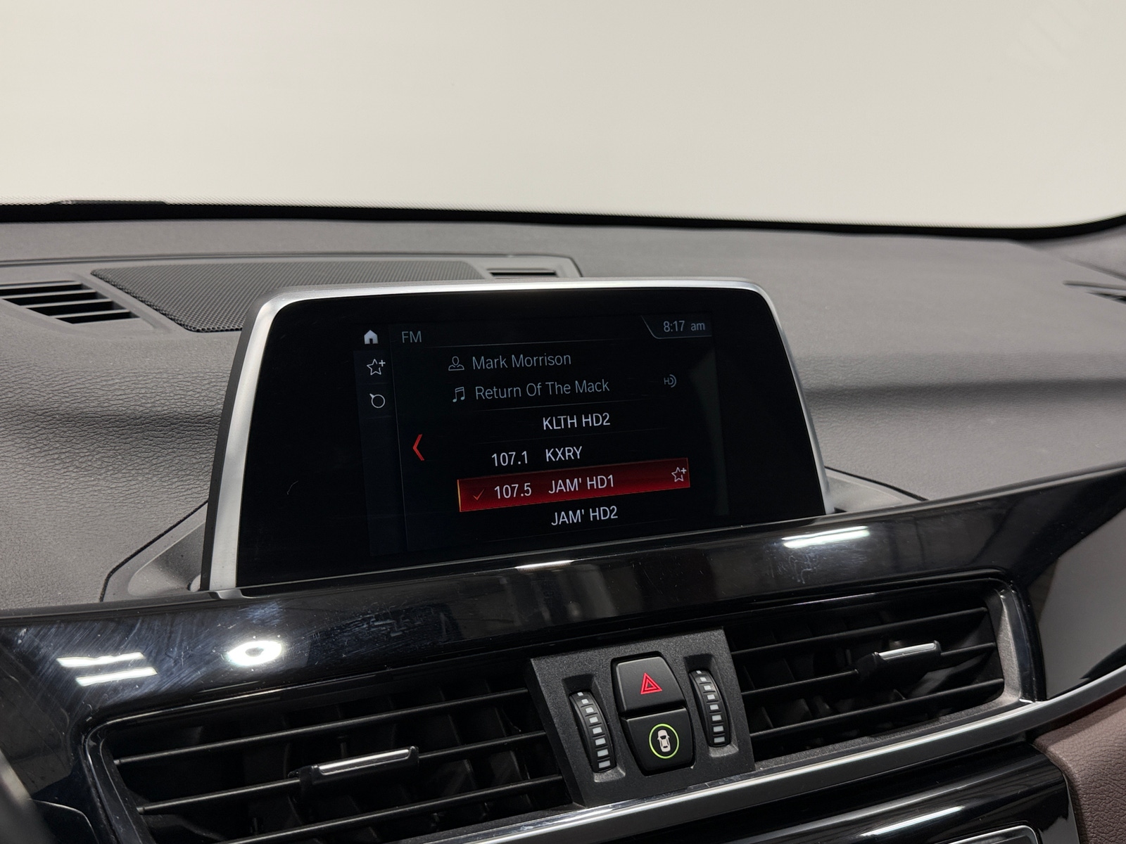 Thumbnail: 2019 BMW X1 - 3