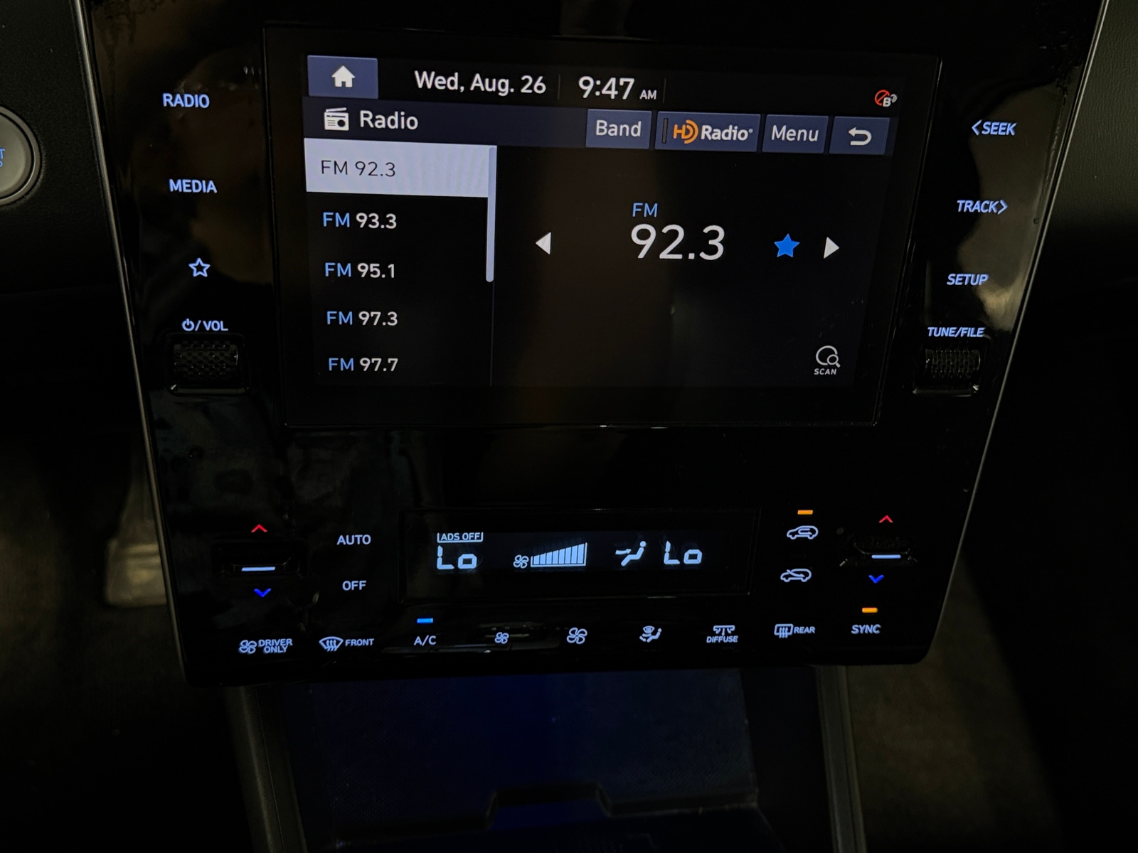 Thumbnail: 2022 Hyundai Tucson - 4