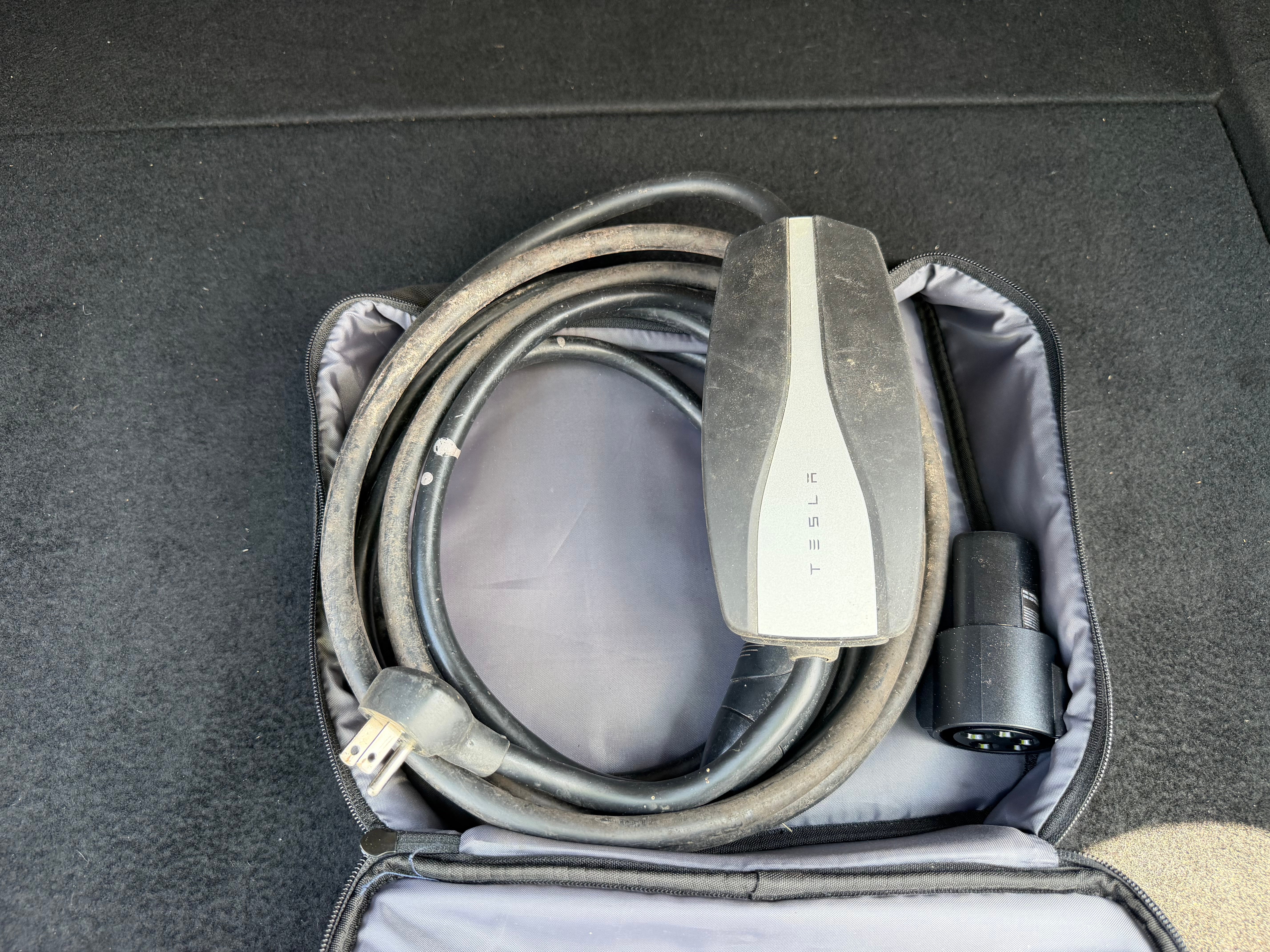 Used 2025 Tesla Model Y Long Range with VIN 7SAYGDED7SA349808 for sale in Auburn, WA