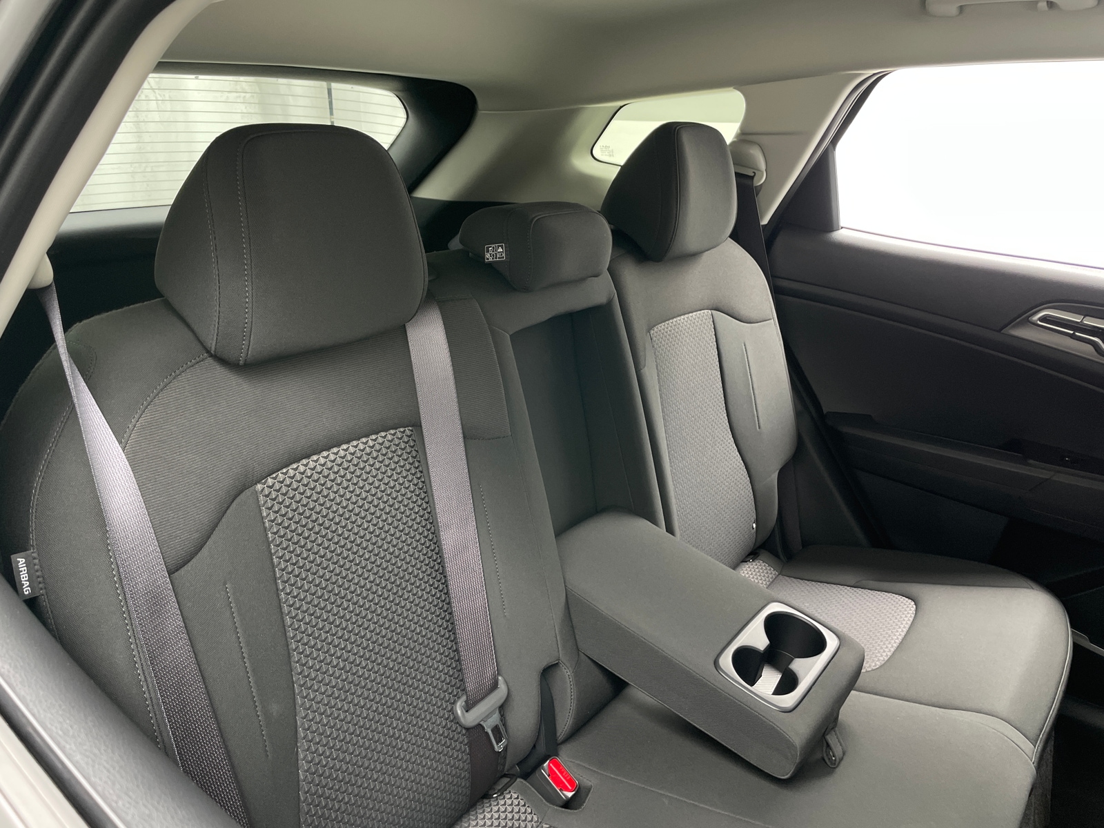 Thumbnail: 2026 Kia Sportage - 6