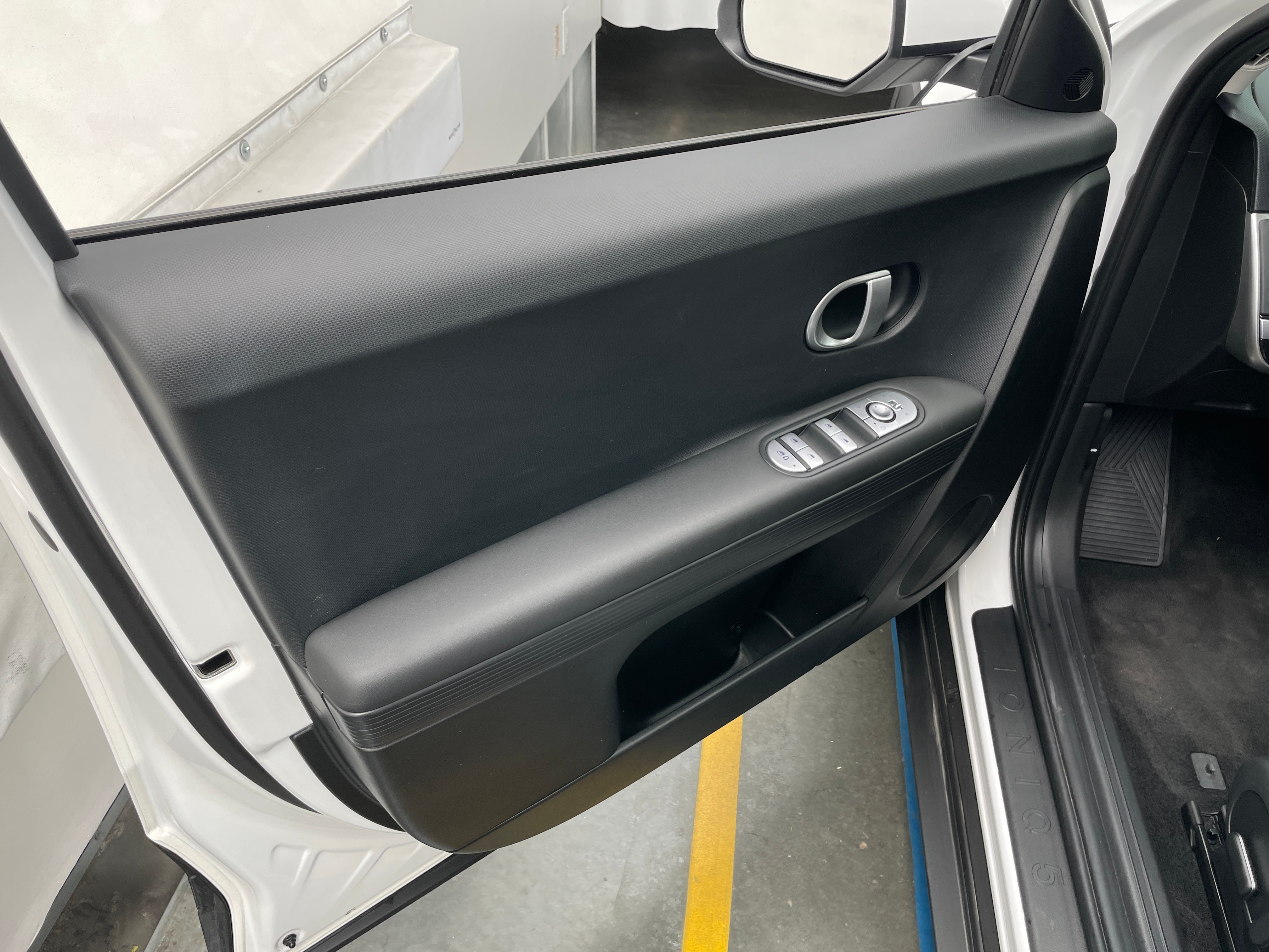 Used 2024 Hyundai IONIQ 5 SE with VIN KM8KMDDF5RU293771 for sale in Auburn, WA