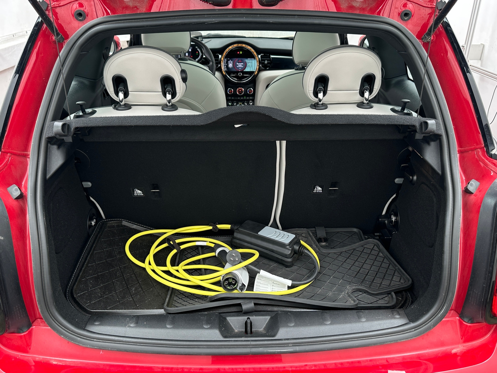Thumbnail: 2022 MINI Cooper Hardtop - 5