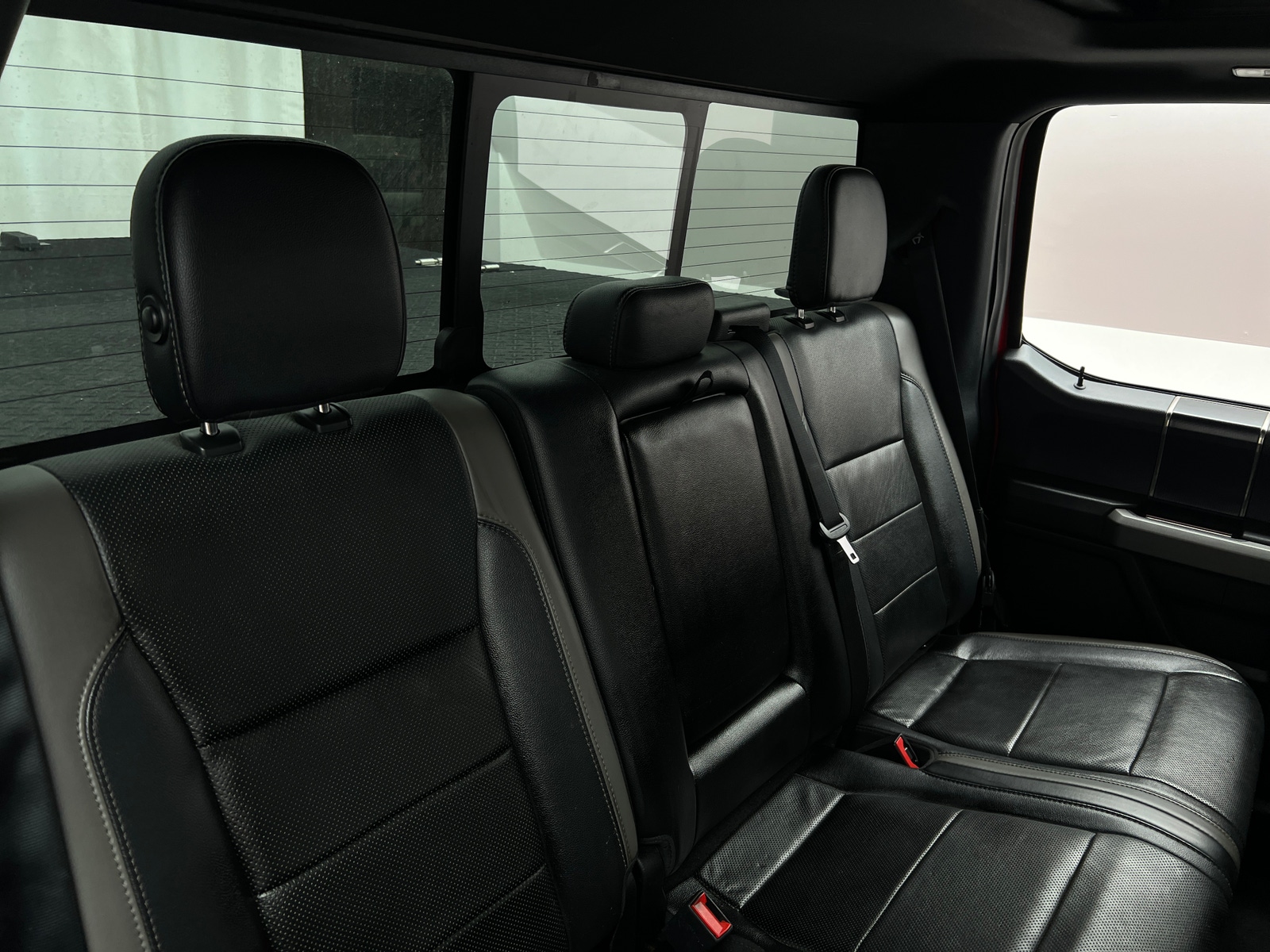 Thumbnail: 2018 Ford Econoline - 6