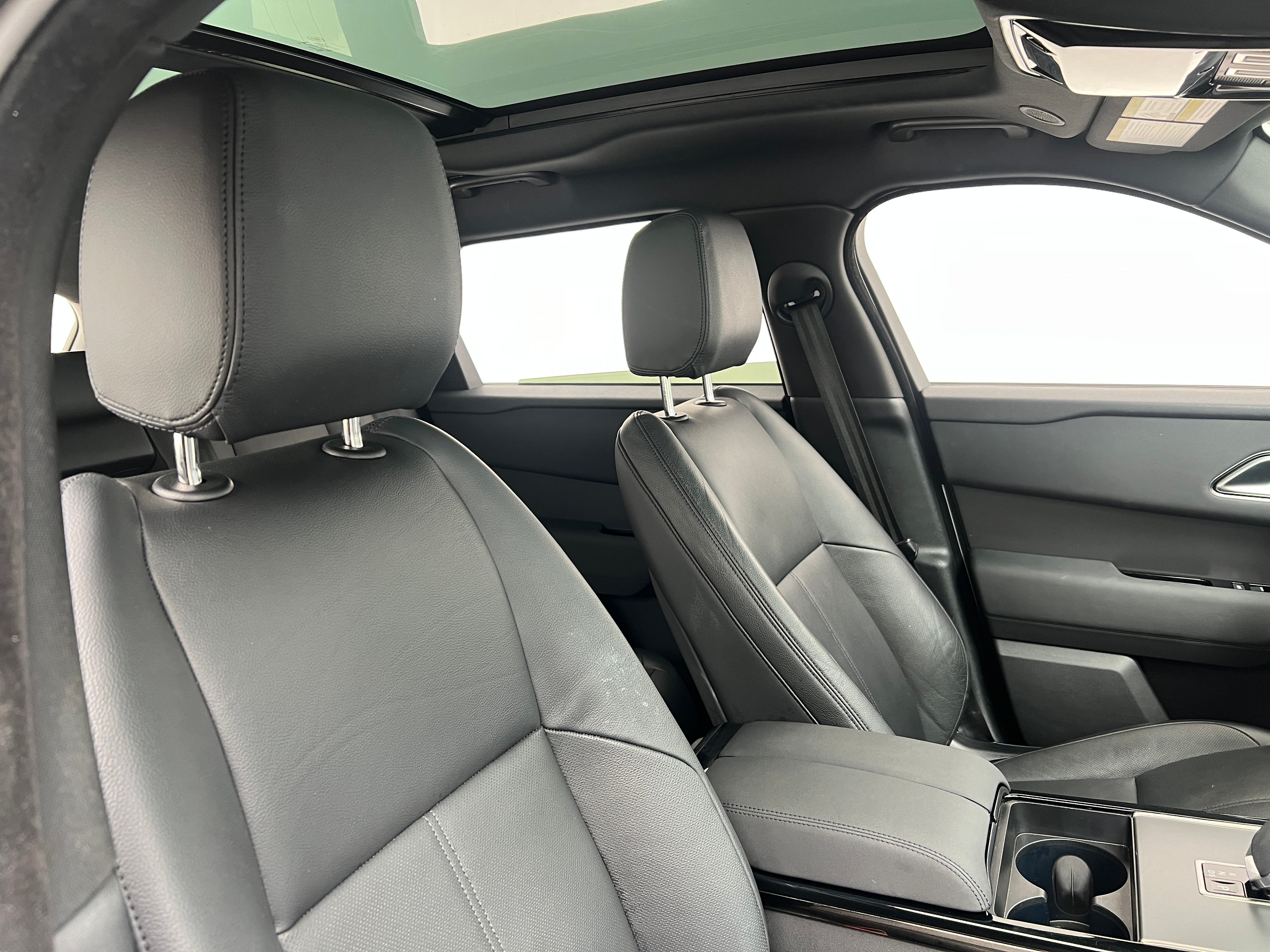 2025 Land Rover Range Rover Velar