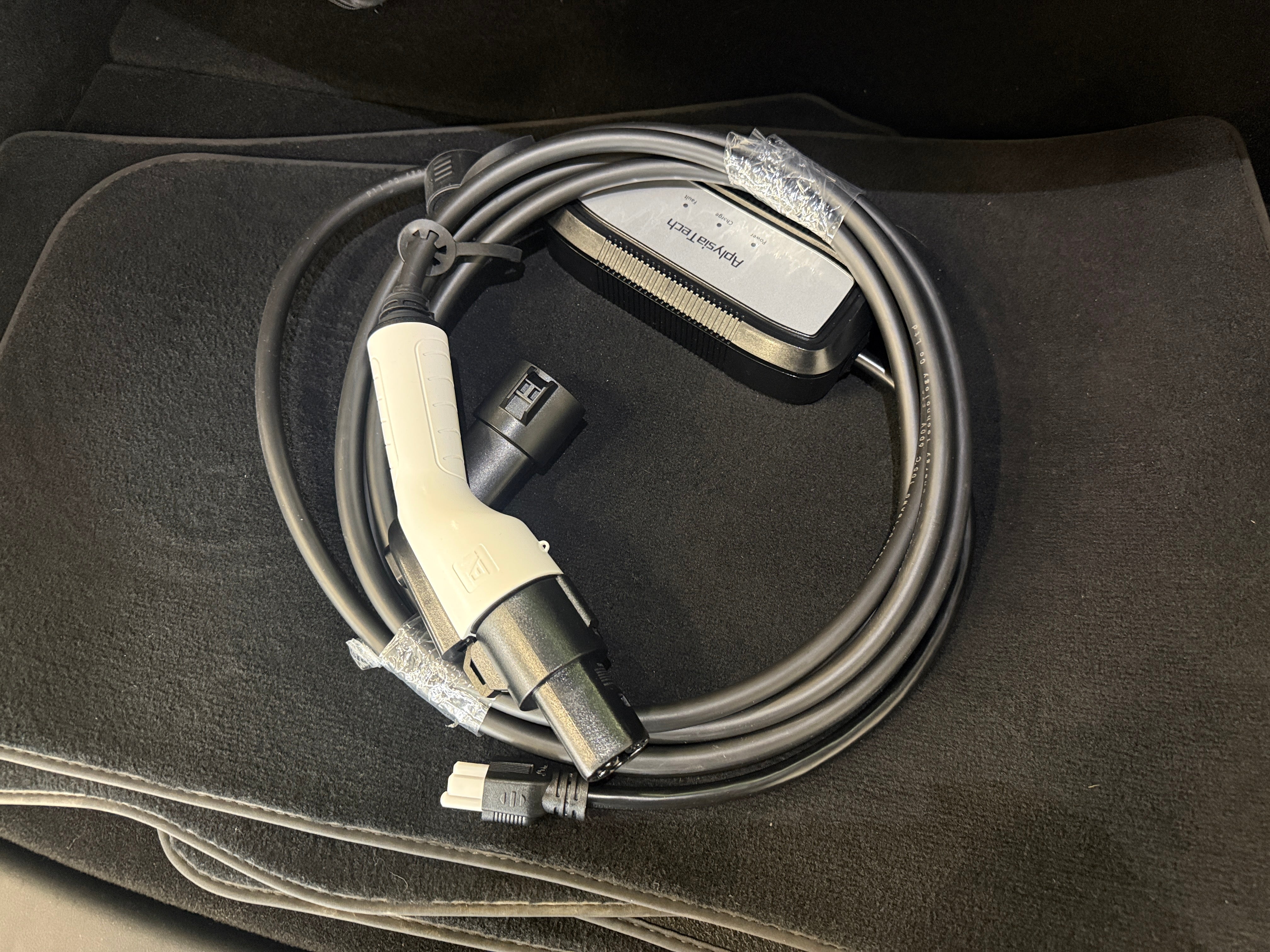 Used 2022 Tesla Model Y Long Range with VIN 7SAYGDEE3NA006751 for sale in Auburn, WA