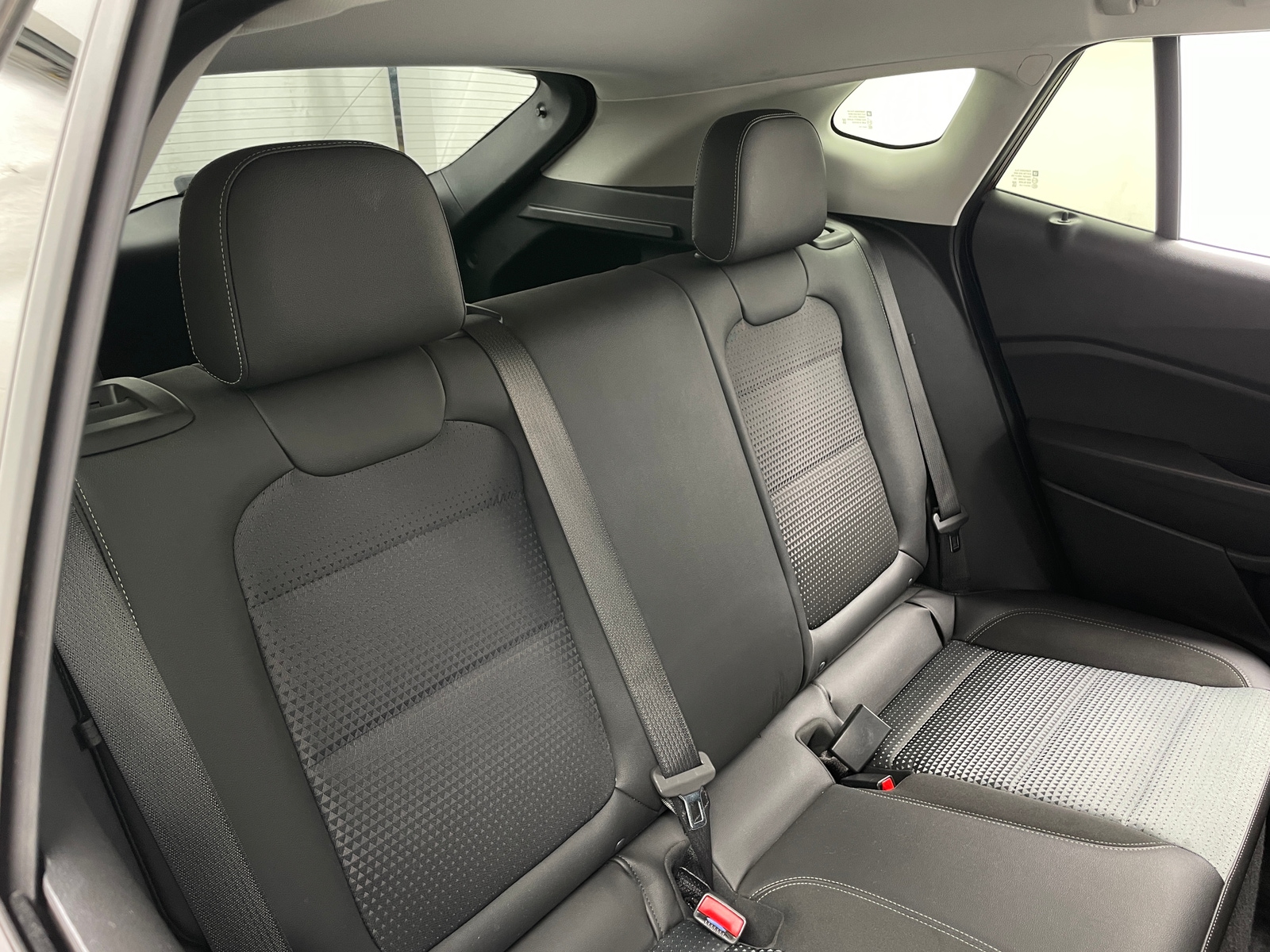 Thumbnail: 2025 Chevrolet Trax - 5