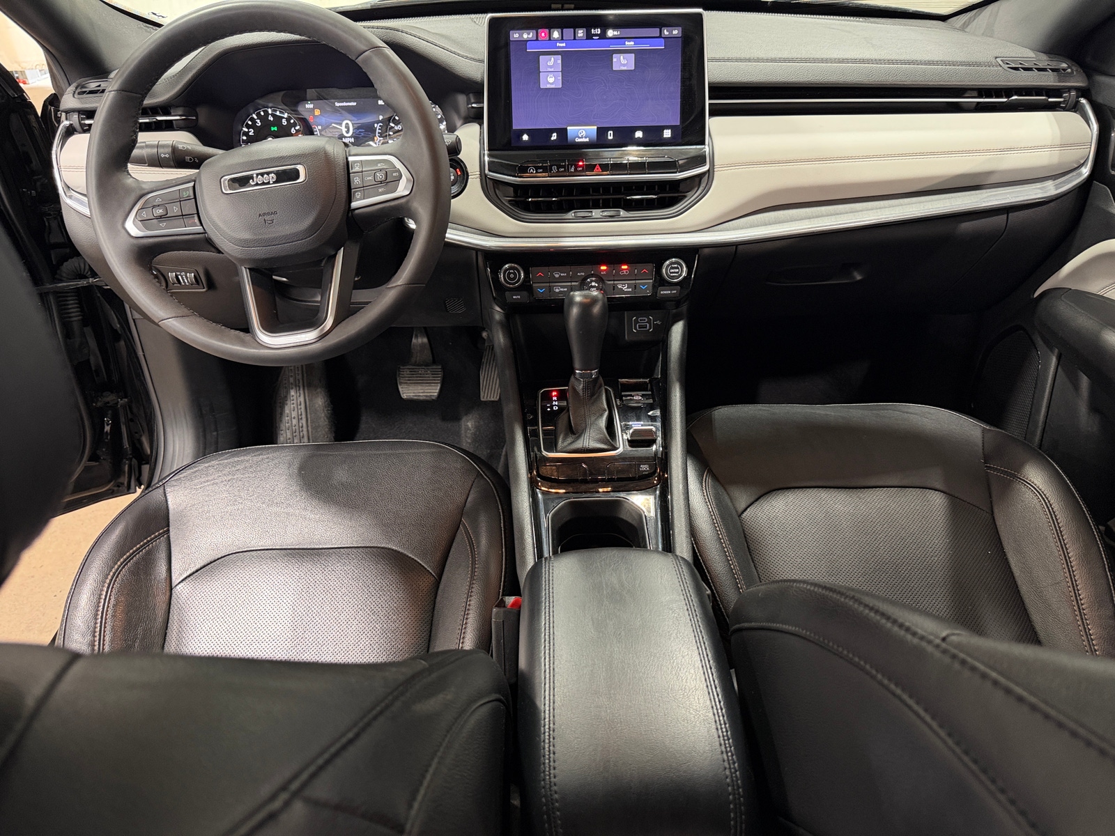 Thumbnail: 2023 Jeep Compass - 2