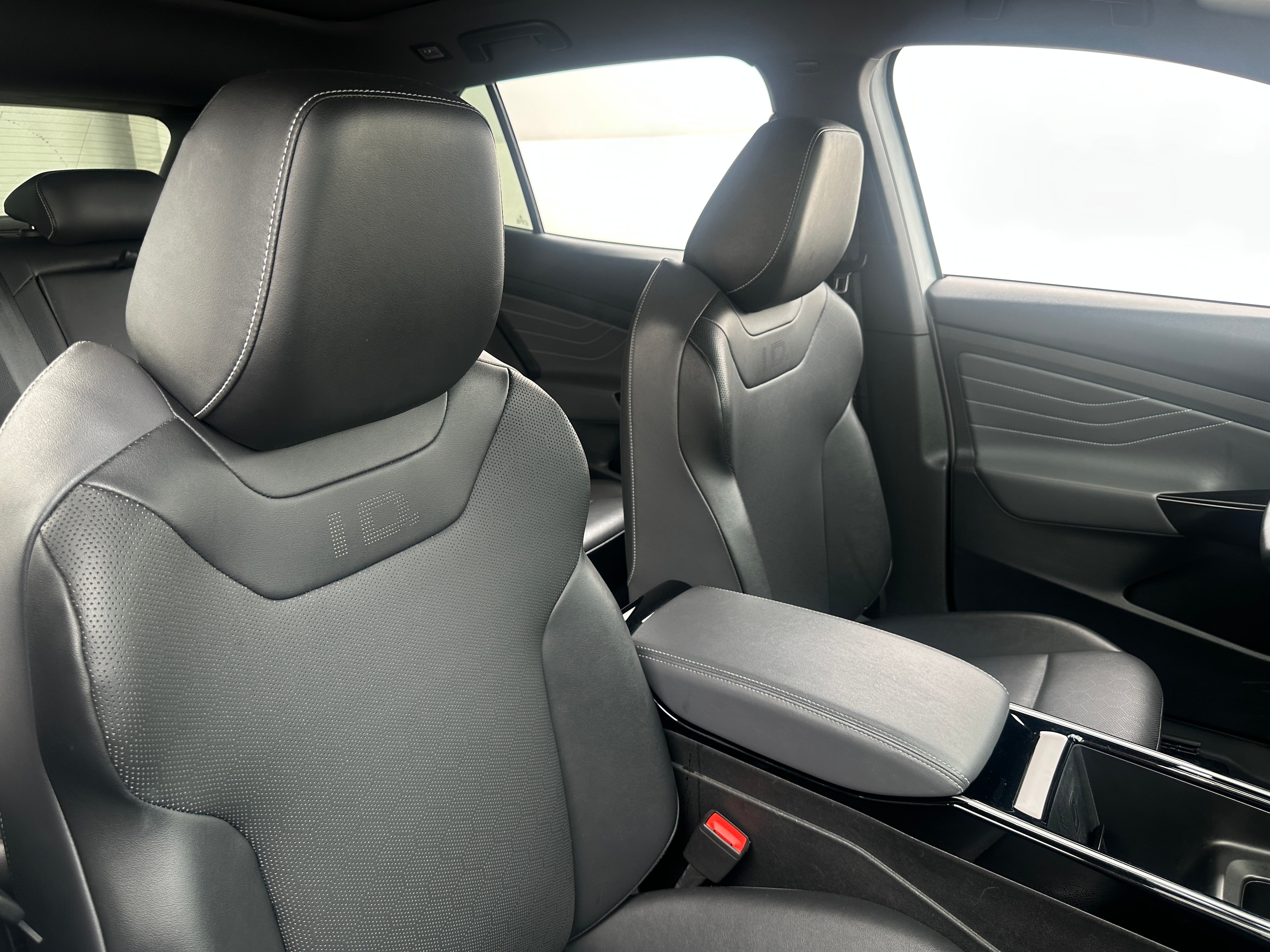Used 2023 Volkswagen ID.4 S with VIN 1V25MPE8XPC029952 for sale in Oak Creek, WI