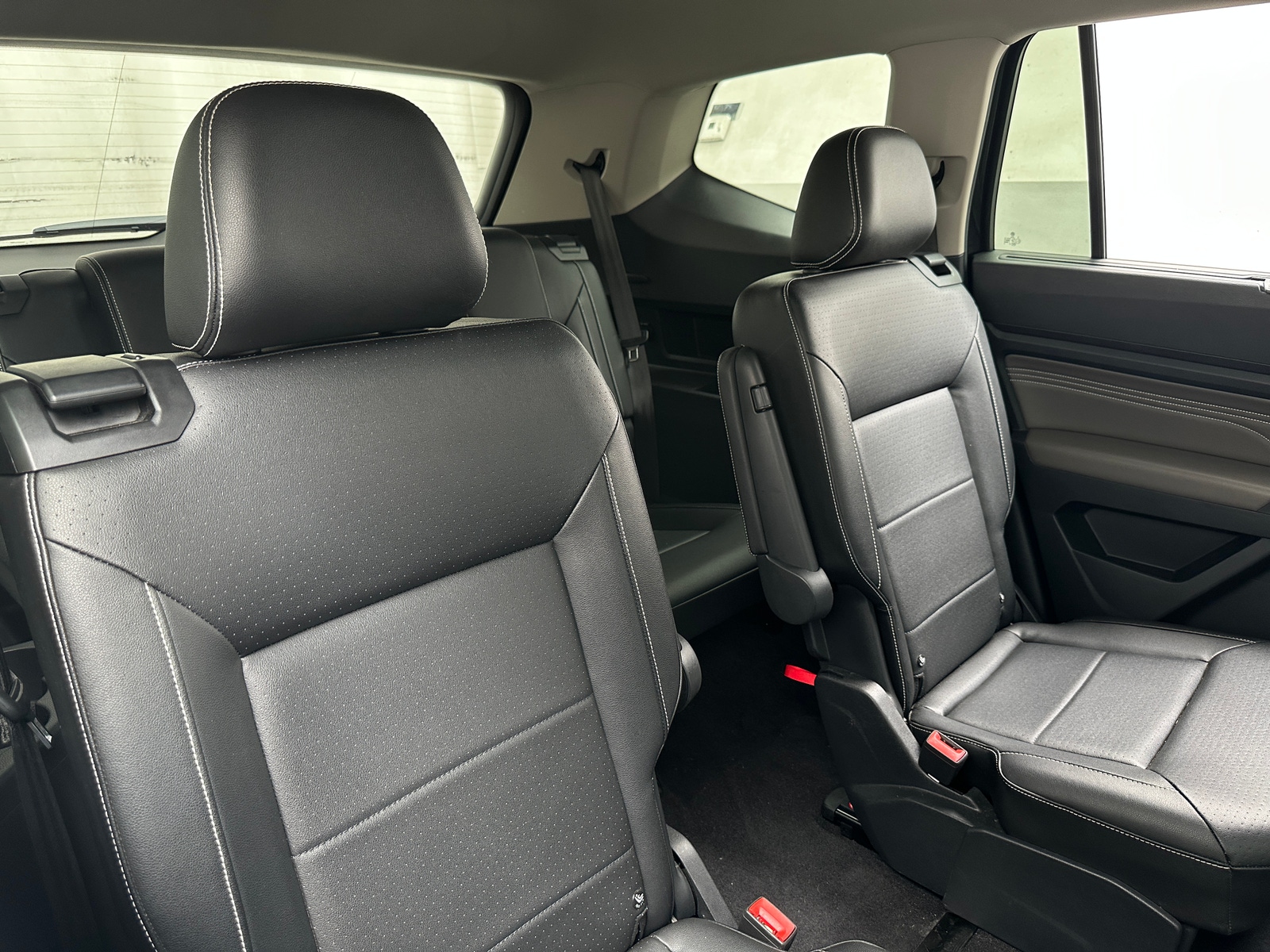 Thumbnail: 2021 Volkswagen Atlas - 5