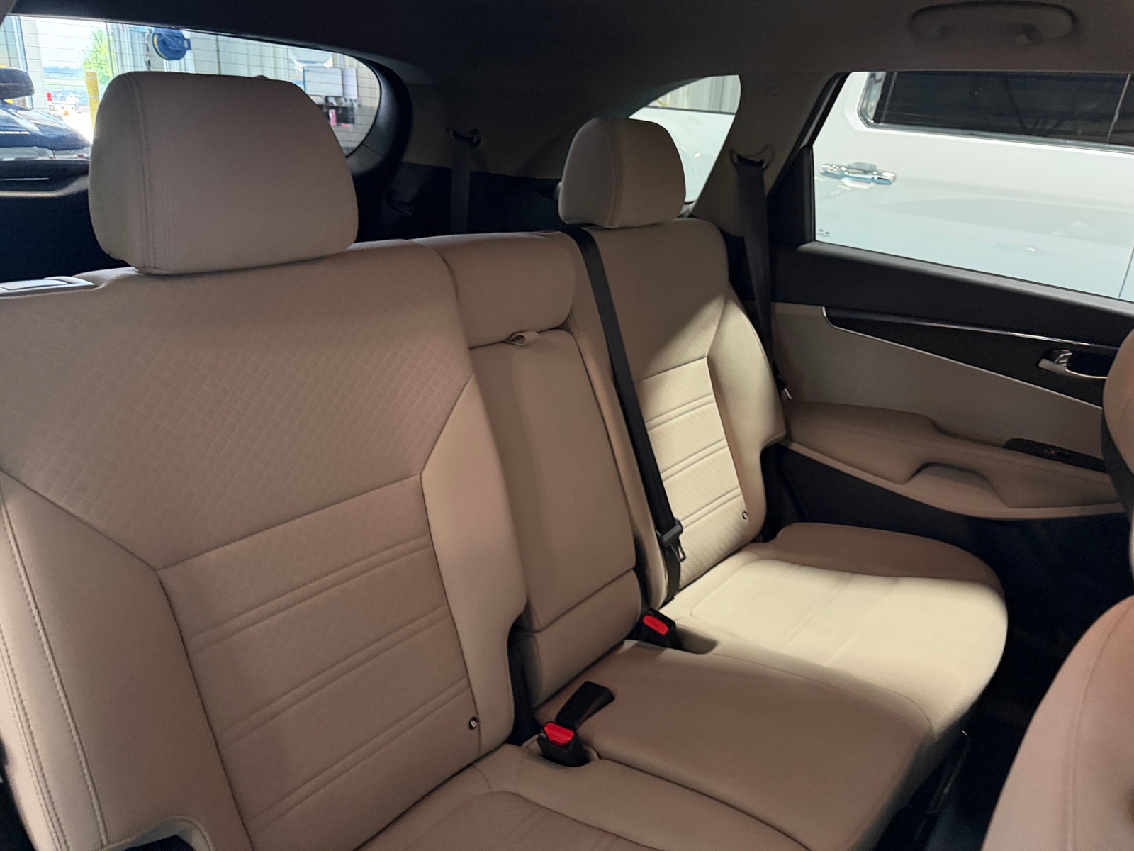 Thumbnail: 2019 Kia Sorento - 6