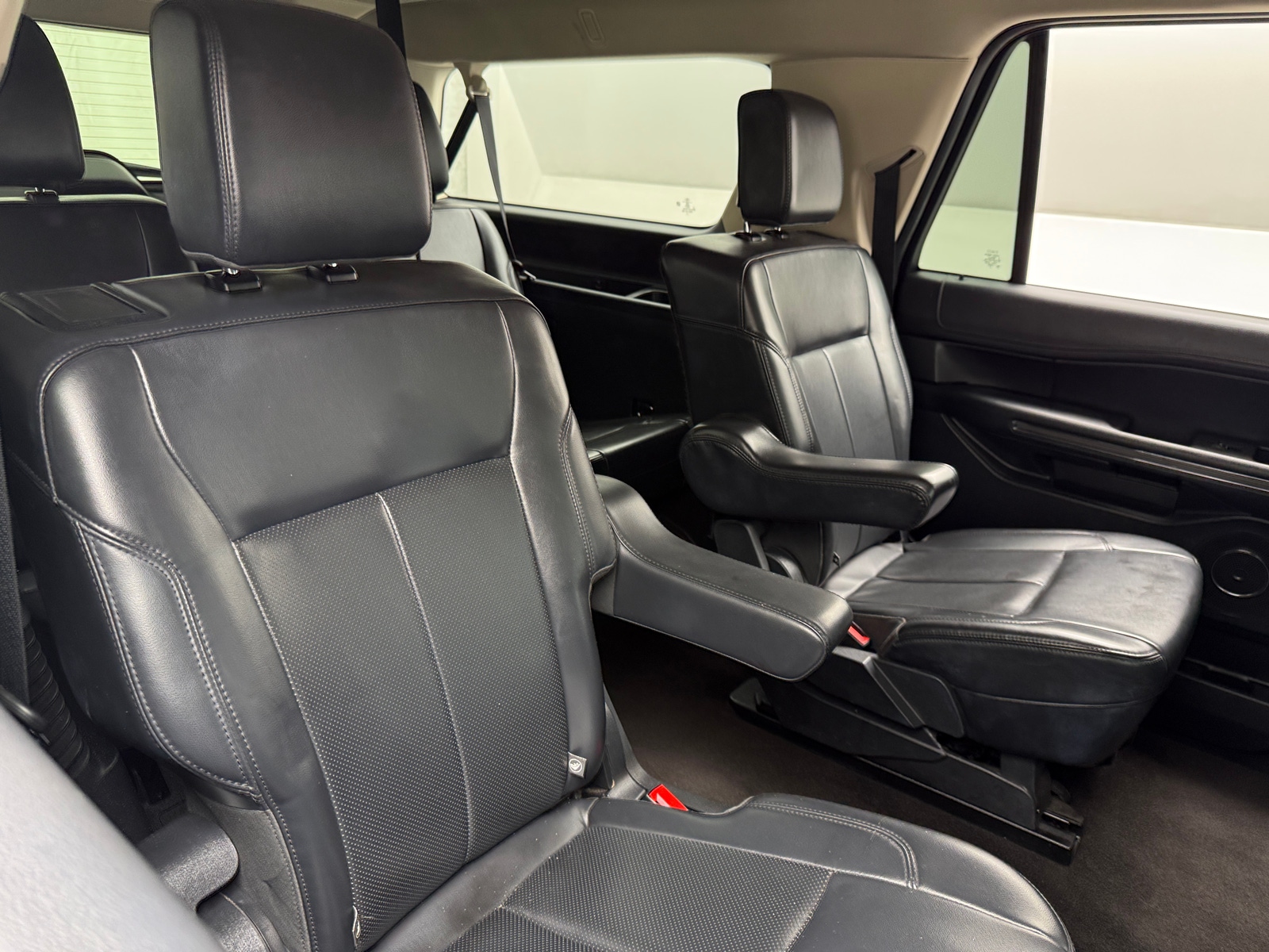 Thumbnail: 2023 Ford Expedition MAX - 5