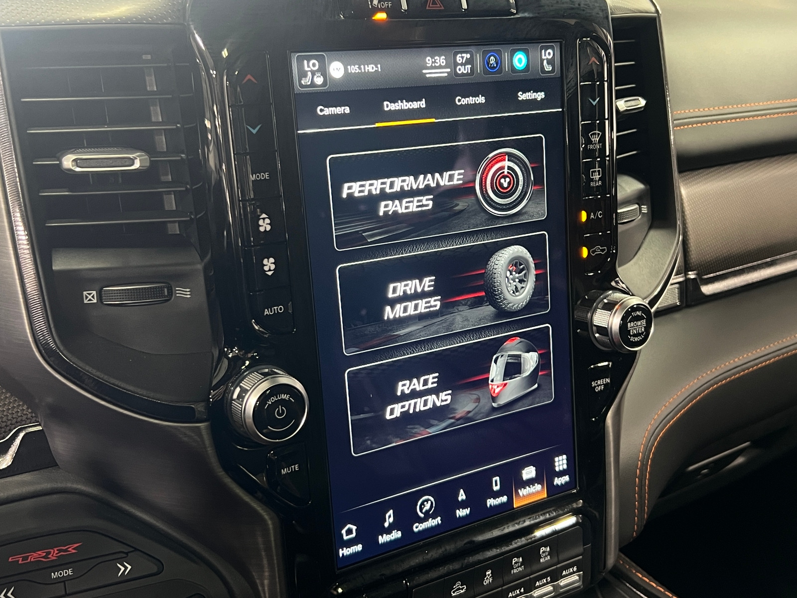 Thumbnail: 2022 RAM 1500 - 3