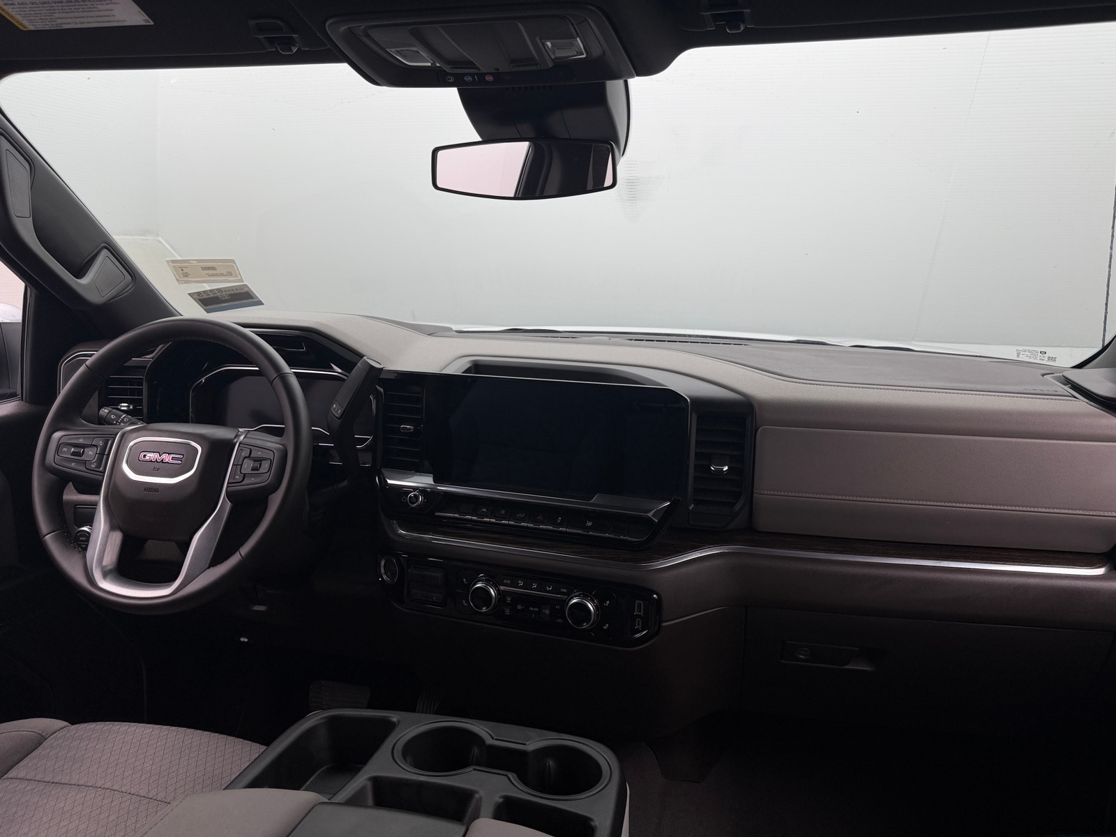 Thumbnail: 2024 GMC Sierra 1500 - 3