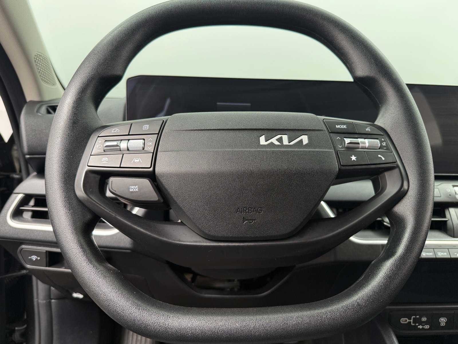Thumbnail: 2025 Kia K4 - 5