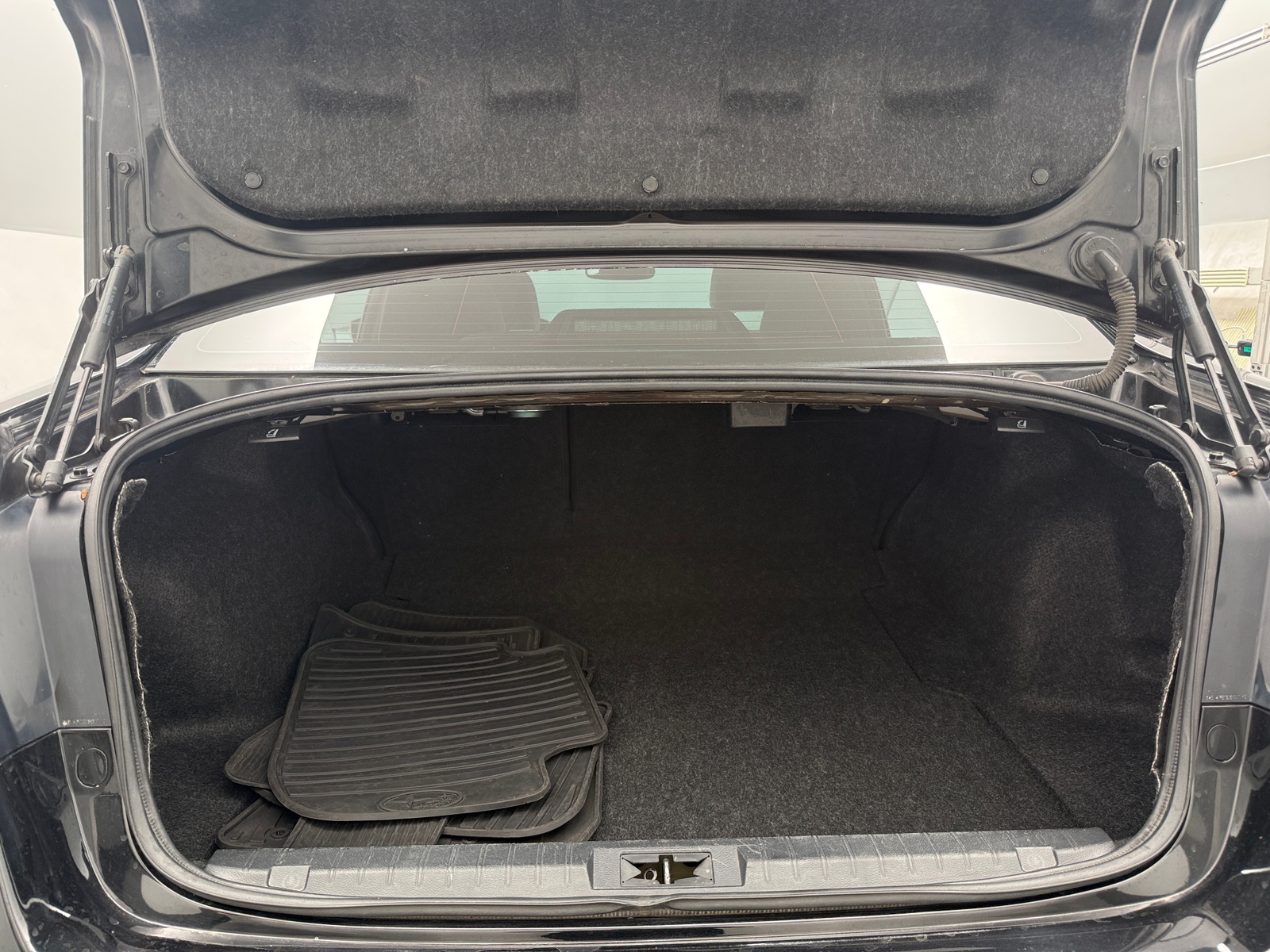 Thumbnail: 2016 Subaru Legacy - 6