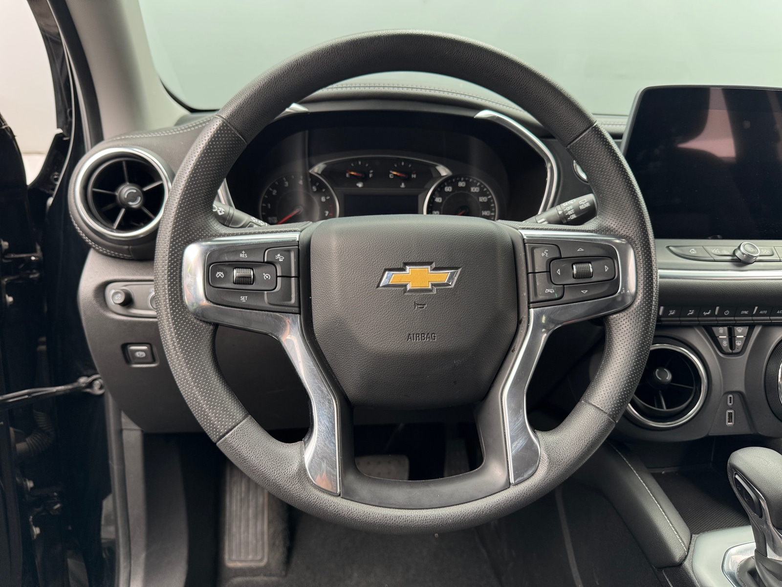 Thumbnail: 2025 Chevrolet Blazer - 5