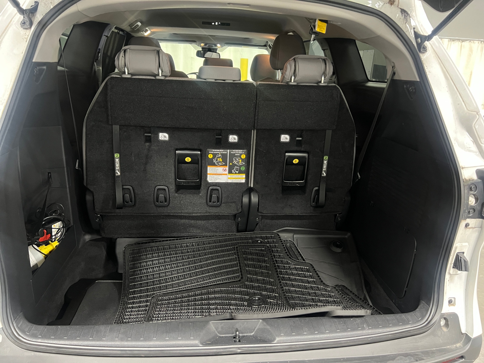 Thumbnail: 2025 Toyota Sienna - 7