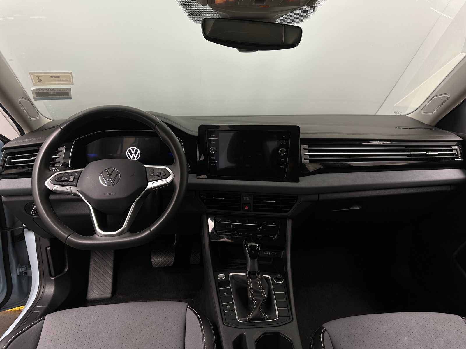 Thumbnail: 2026 Volkswagen Jetta - 3
