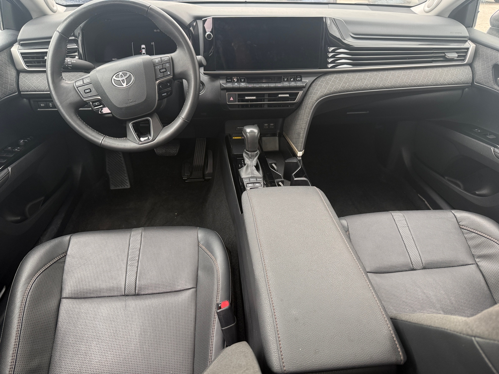 Thumbnail: 2025 Toyota Camry - 3