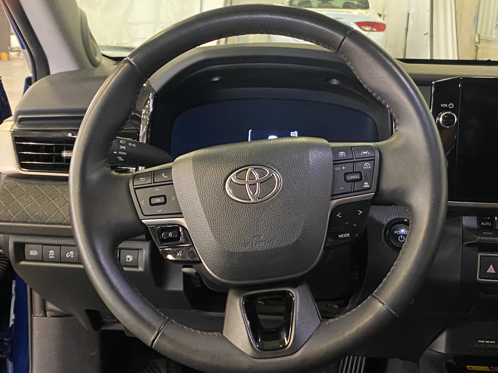 Thumbnail: 2025 Toyota Camry - 5