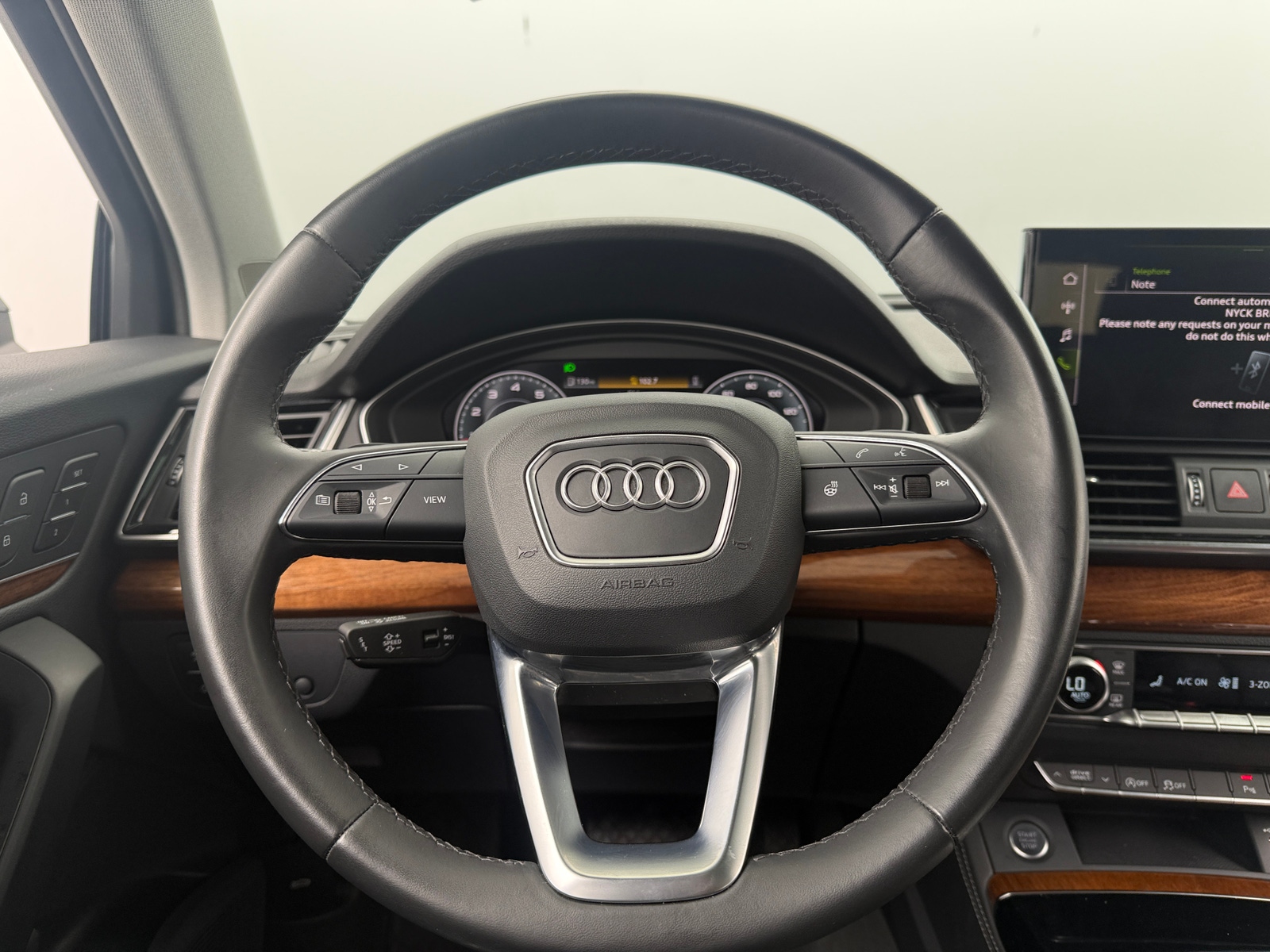 Thumbnail: 2023 Audi Q5 - 4
