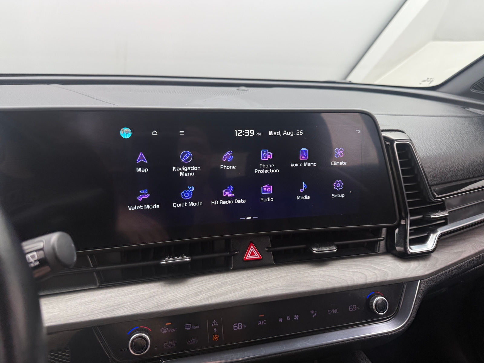 Thumbnail: 2023 Kia Sportage - 3