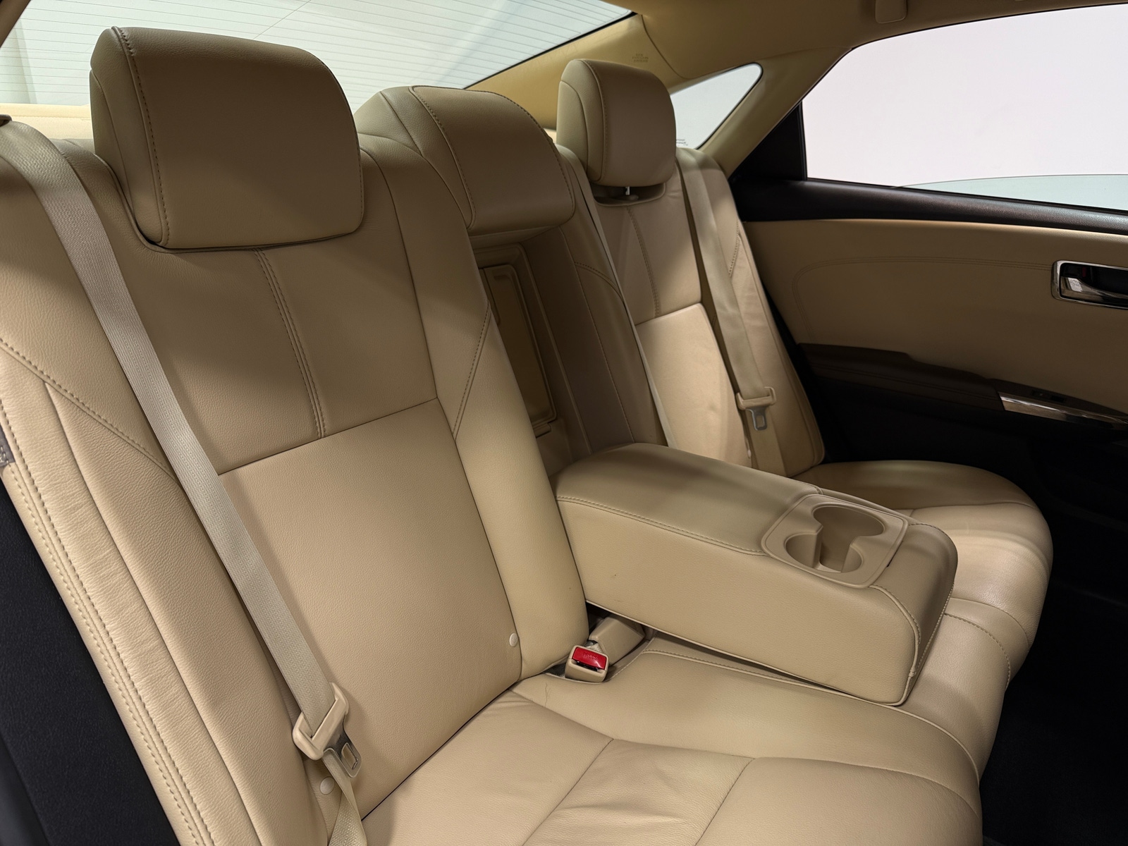 Thumbnail: 2016 Toyota Avalon - 5