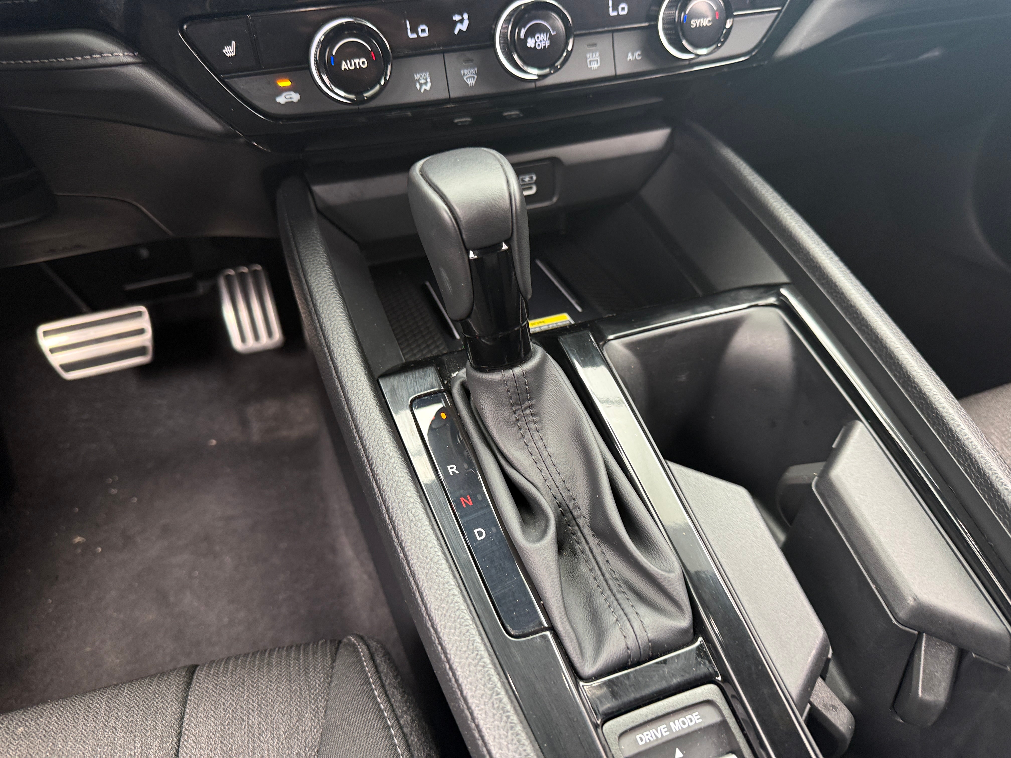2025 Honda Accord Hybrid Sport - Photo 4