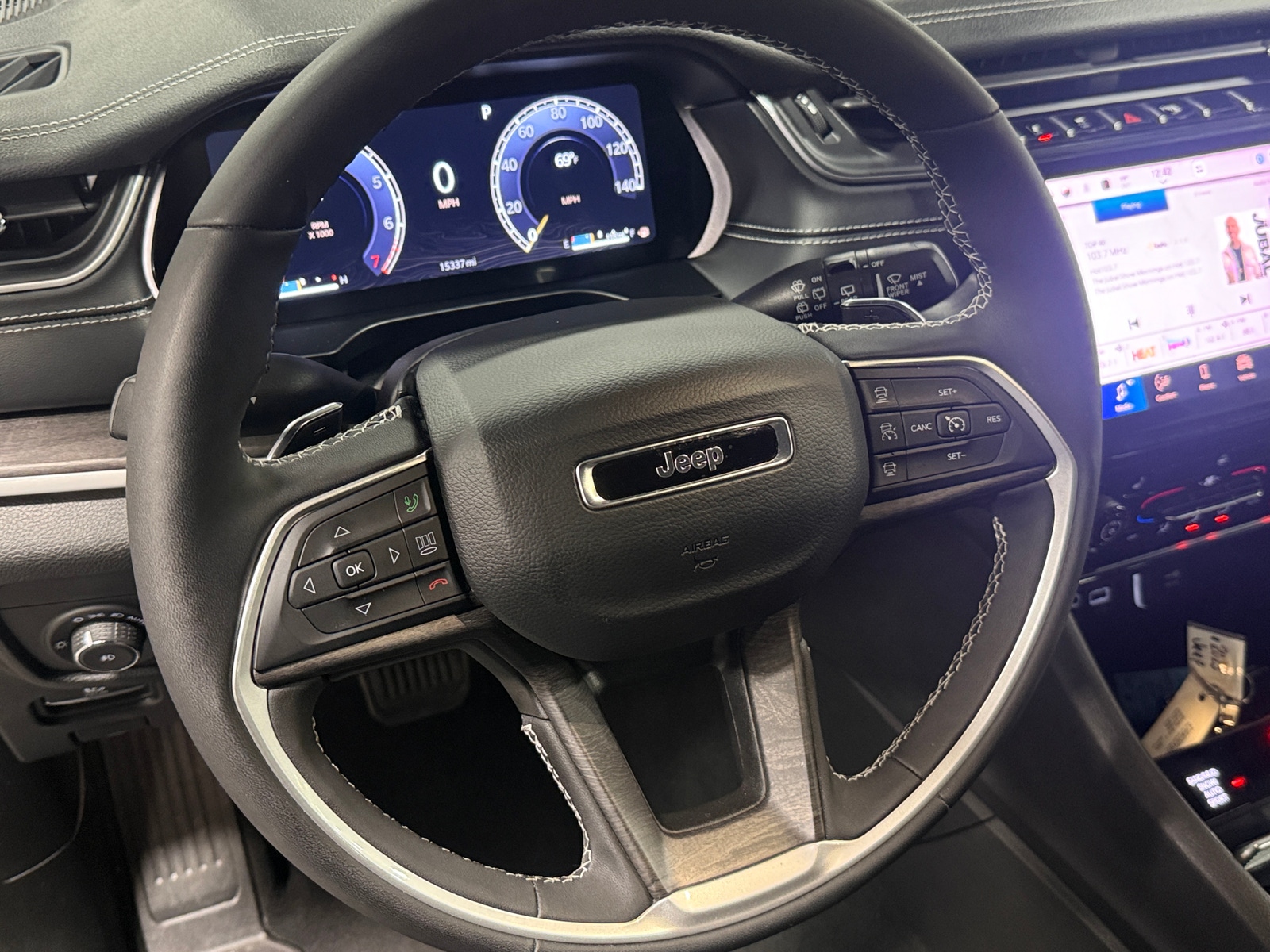 Thumbnail: 2025 Jeep Grand Cherokee L - 4