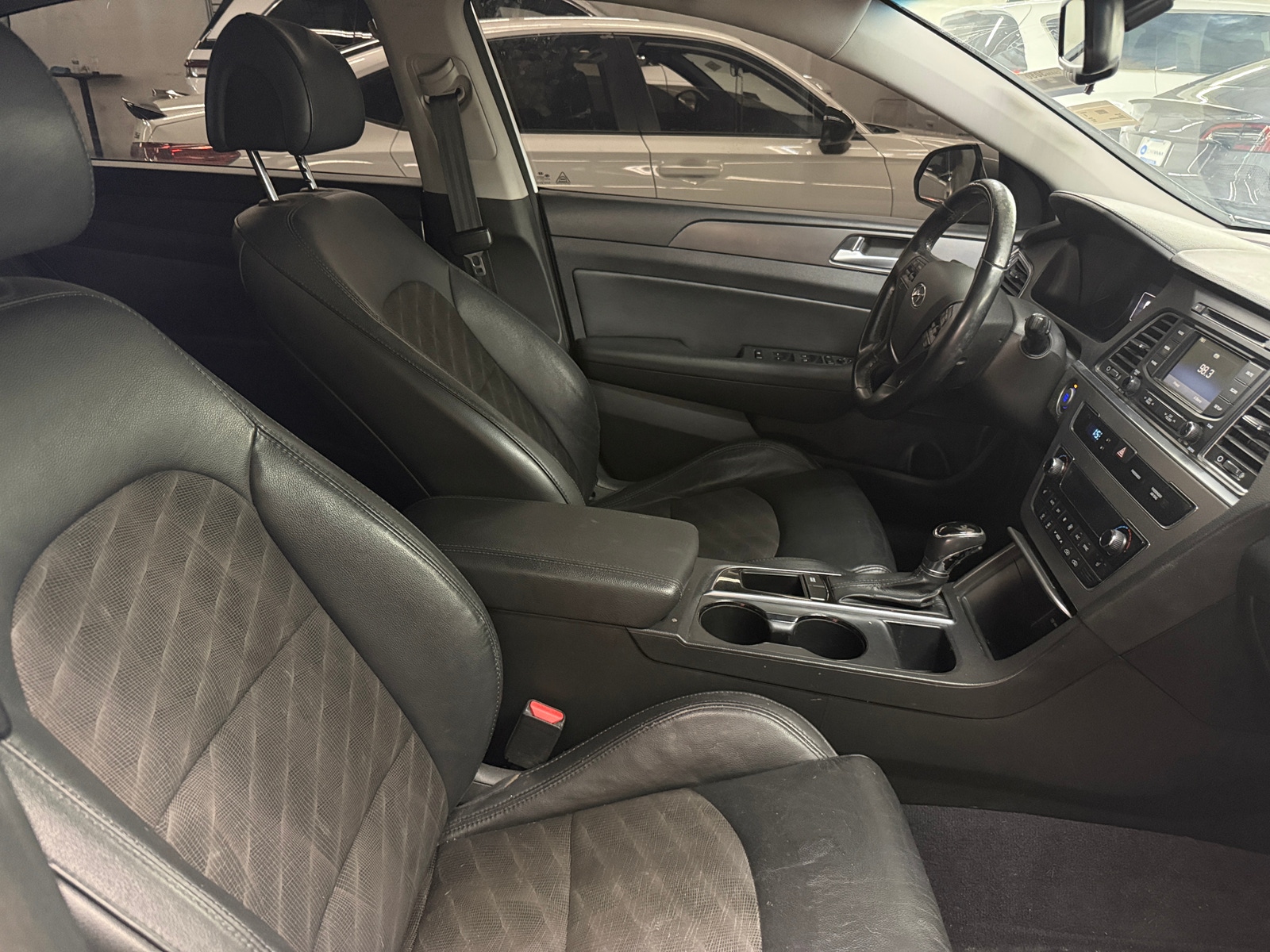 Thumbnail: 2015 Hyundai Sonata - 2
